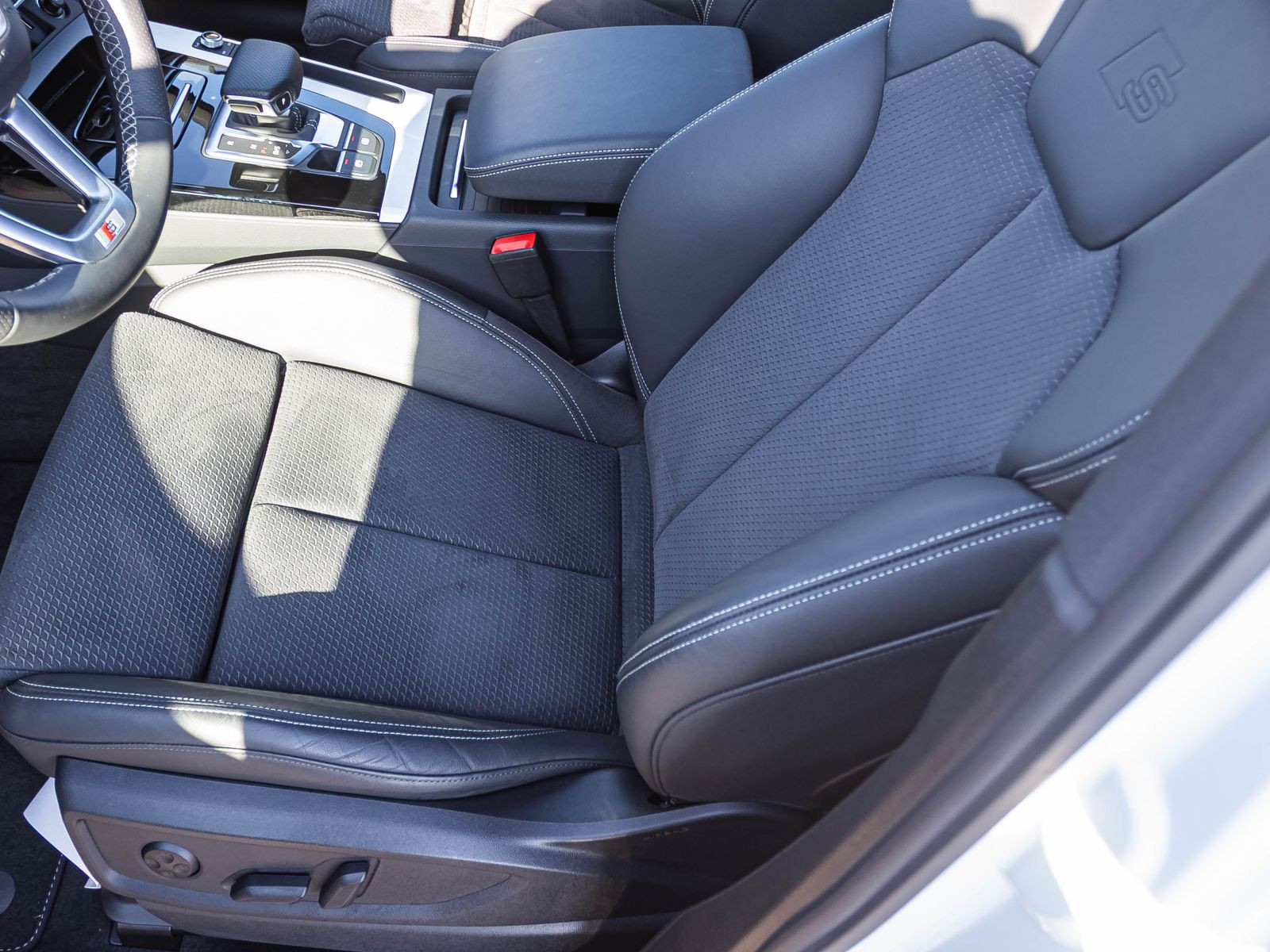 Audi Q5 S line 40TDI qu Stronic Navi Matrix Panorama AHK