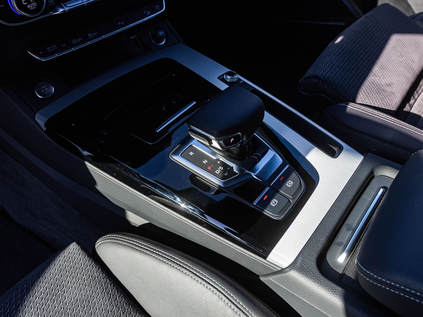 Audi Q5 S line 40TDI qu Stronic Navi Matrix Panorama AHK