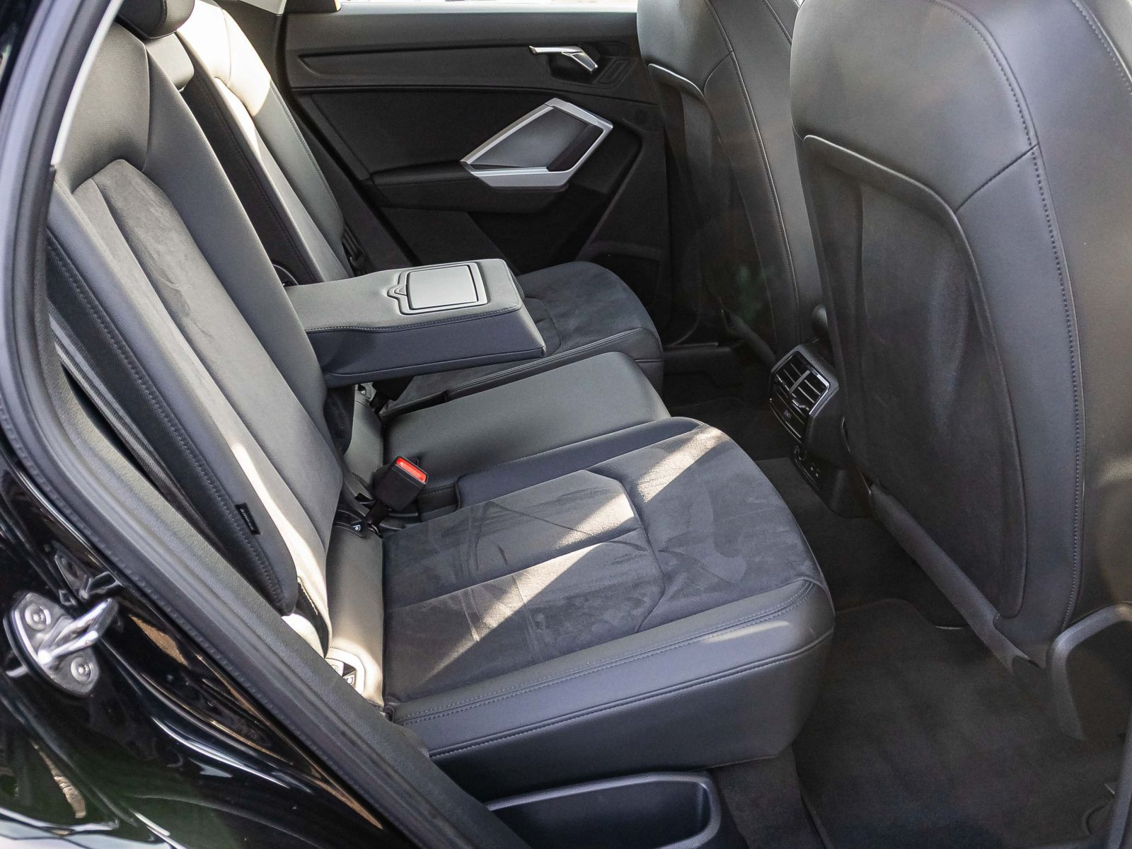 Audi Q3 Sportback S line 35TDI Stronic Navi LED ACC EPH