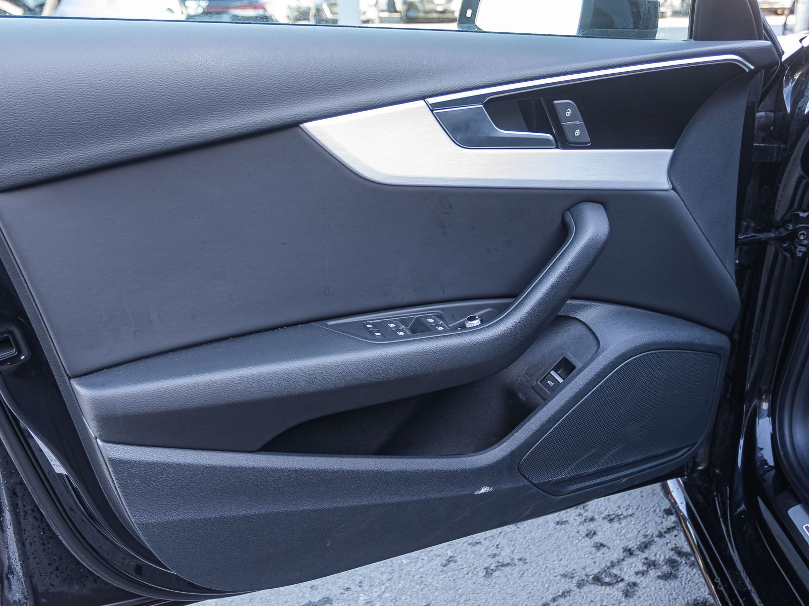 Audi A4 Avant S line 40TDI Stronic Navi LED GRA AHK