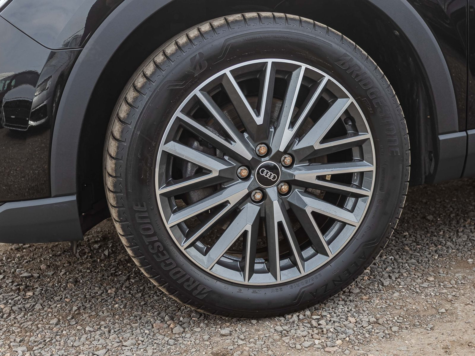 Audi Q3 45TFSIe Stronic Navi Panorama LED EPH GRA