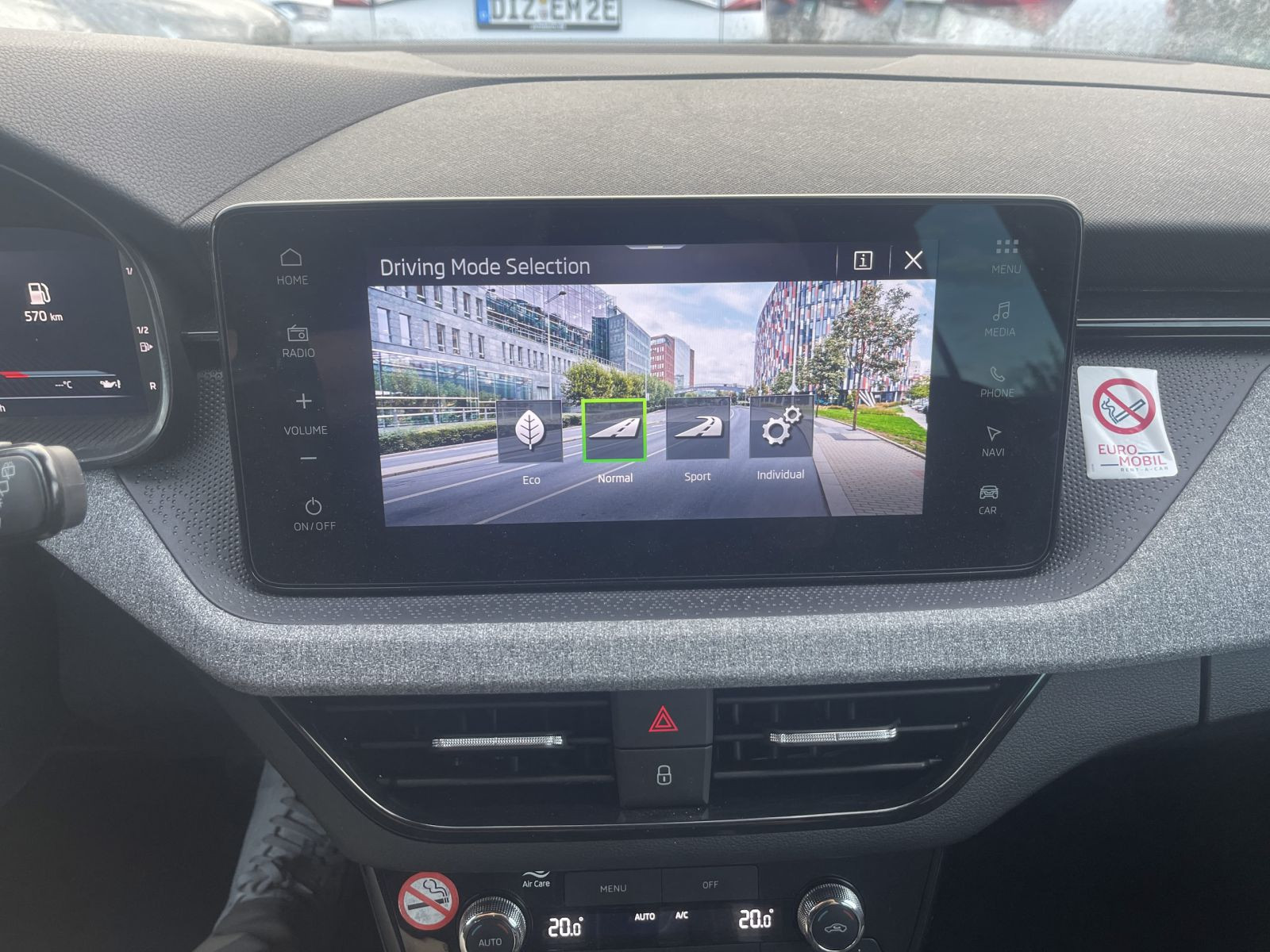 Skoda Kamiq Tour 1.0 TSI Navi LED ACC EPH CarPlay