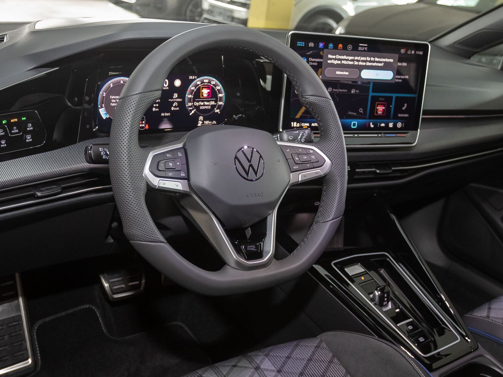 Volkswagen Golf VIII 1.5 eTSI DSG R-Line Black Style, LED-Plus, Navi, App-Connect, Rückfahrkamera