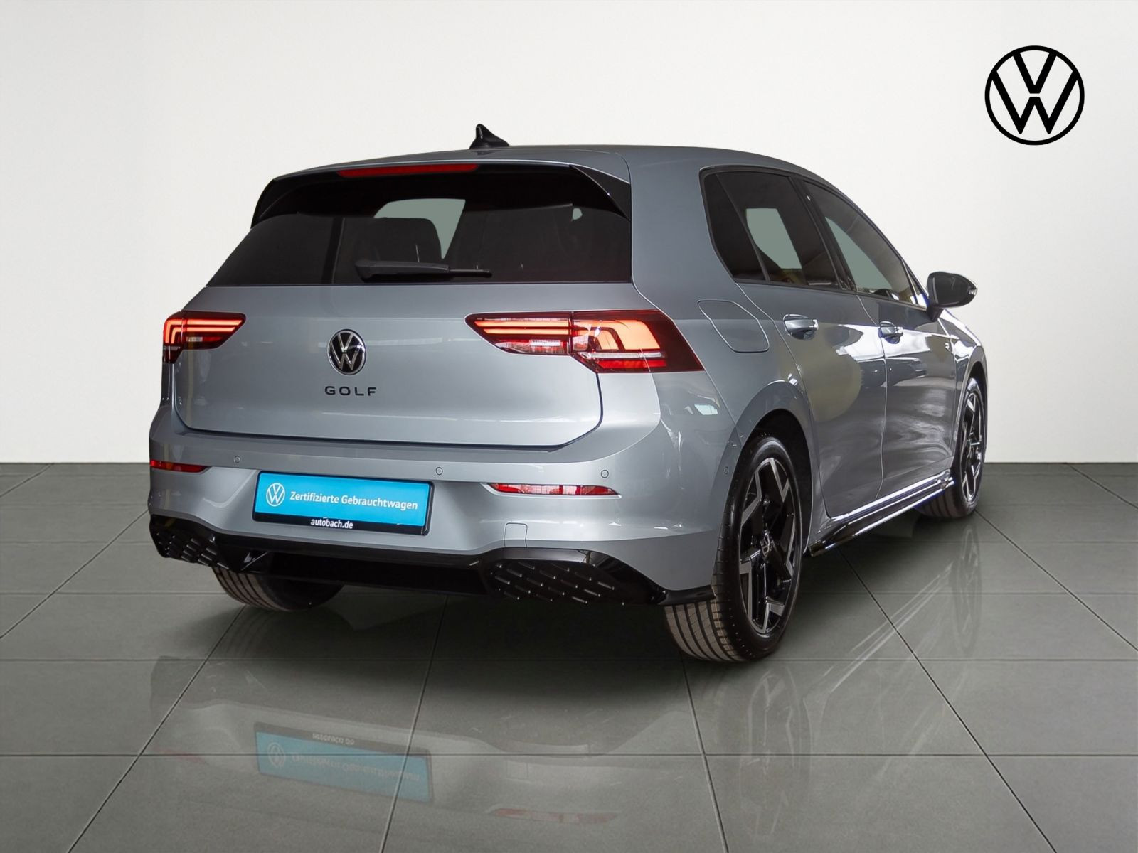 Volkswagen Golf VIII 1.5 eTSI DSG R-Line Black Style, LED-Plus, Navi, App-Connect, Rückfahrkamera