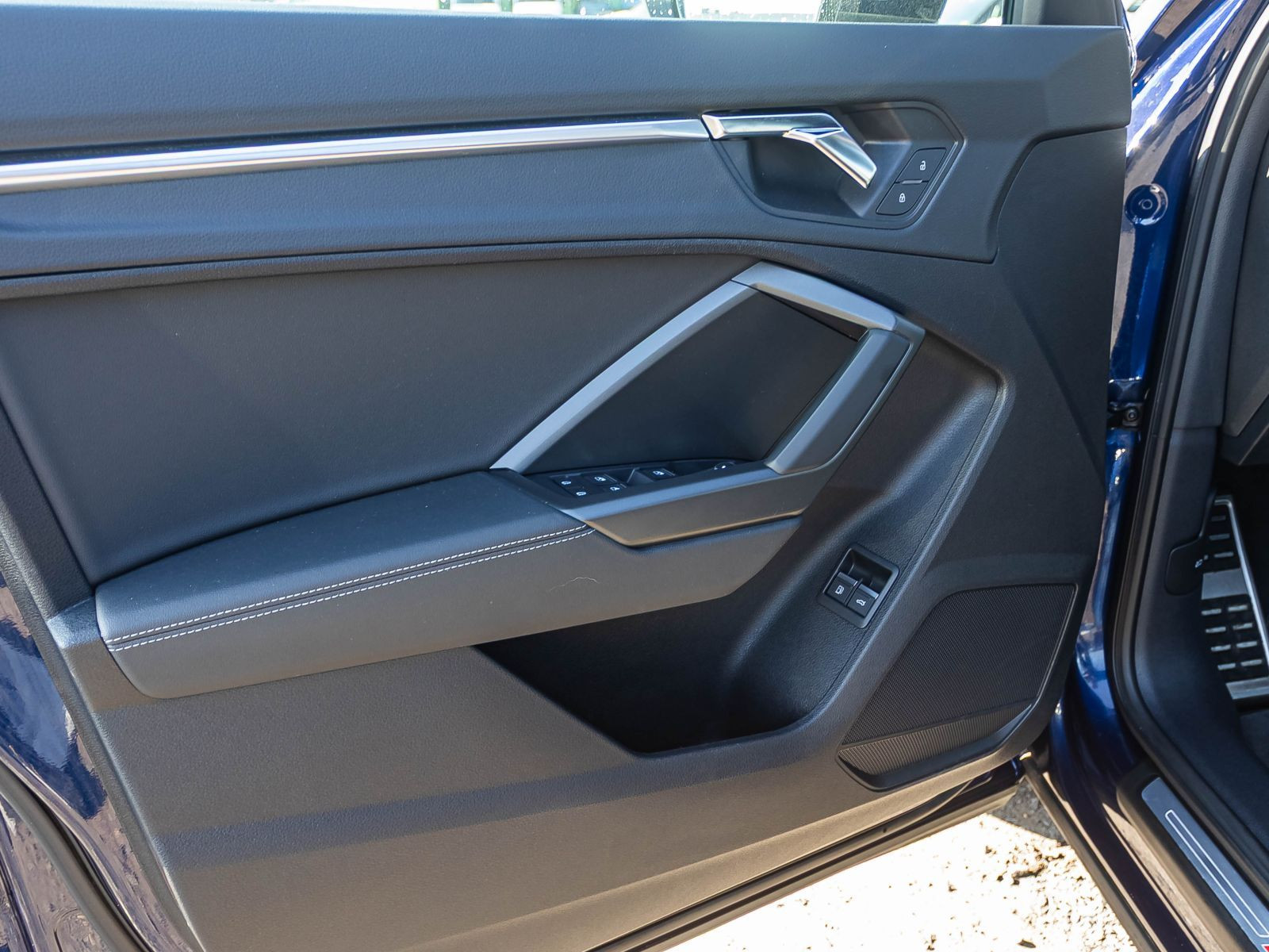 Audi Q3 S line 45TFSIe Stronic Navi LED GRA EPH AHK