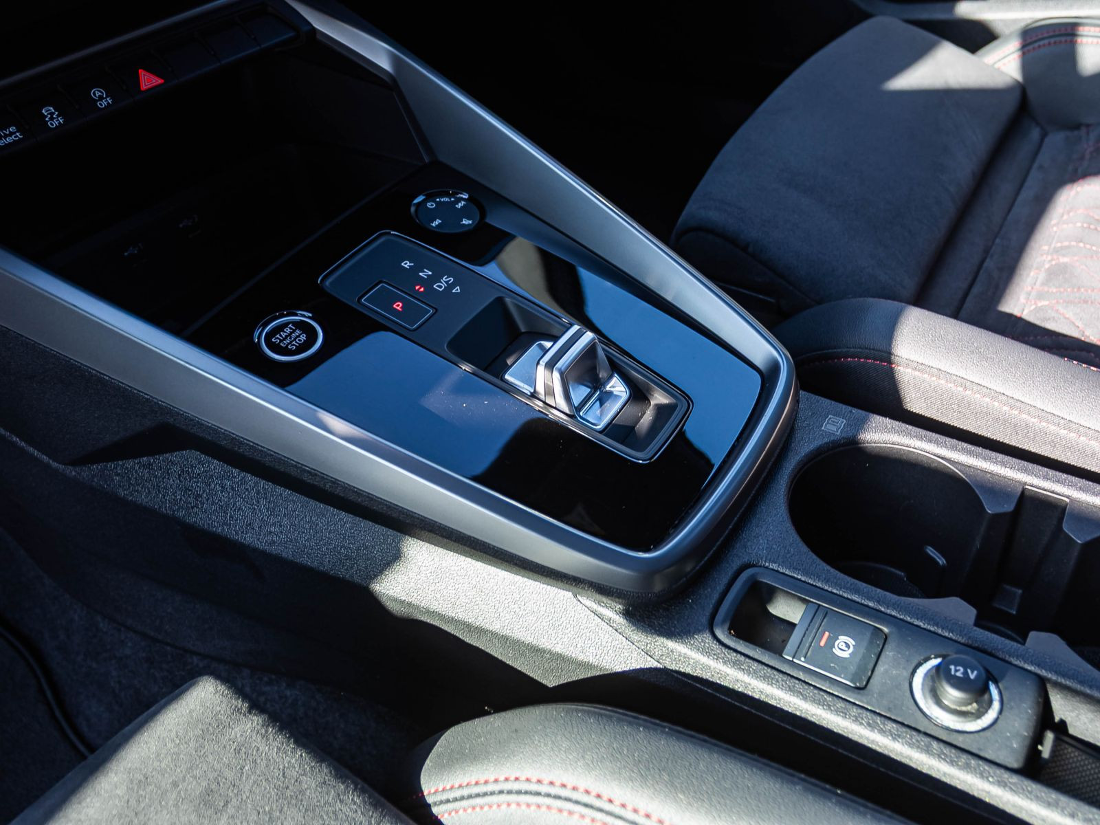 Audi A3 Sportback S line 35TFSI Stronic Navi Panorama