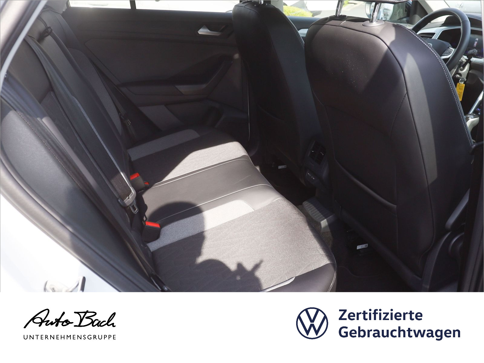 Volkswagen T-ROC 2.0 TDI DSG Goal, AHK, Navi, LED-Plus, Rückfahrkamera, App-Connect