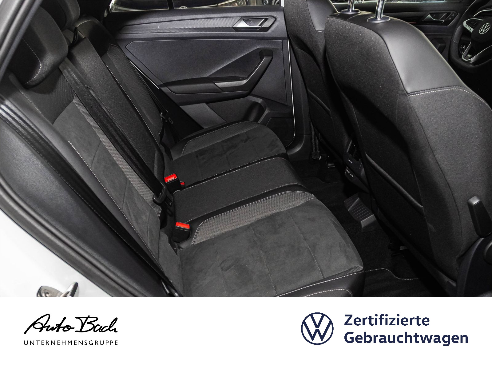 Volkswagen T-ROC 1.5 TSI DSG R-Line, AHK, Navi, LED-Plus, Rückfahrkamera, App-Connect