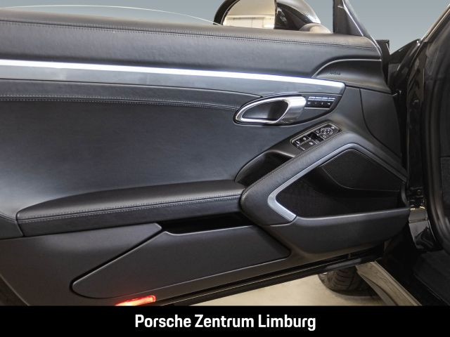Porsche 991 911 Carrera 4 Cabriolet Sportabgas 20-Zoll