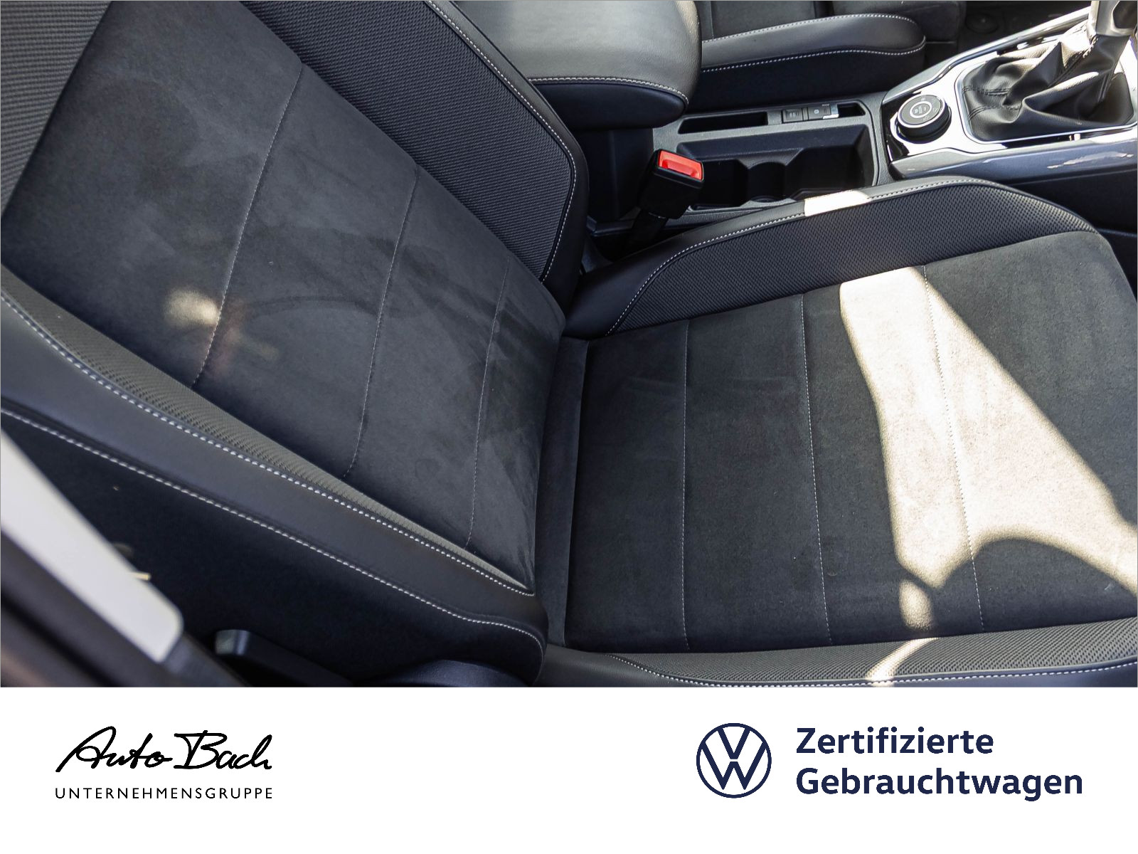 Volkswagen T-Roc Style 2.0TDI 4M DSG Navi LED CarPlay ACC EPH