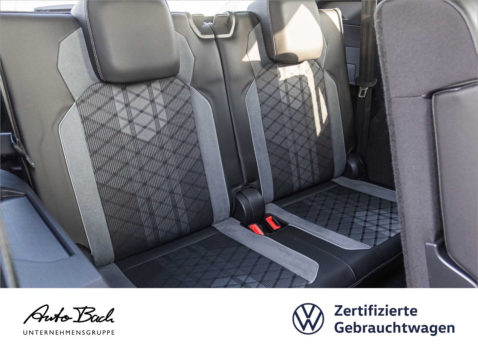 Volkswagen Tiguan Allspace R-Line 2.0TSI 4M DSG Navi LED HuD