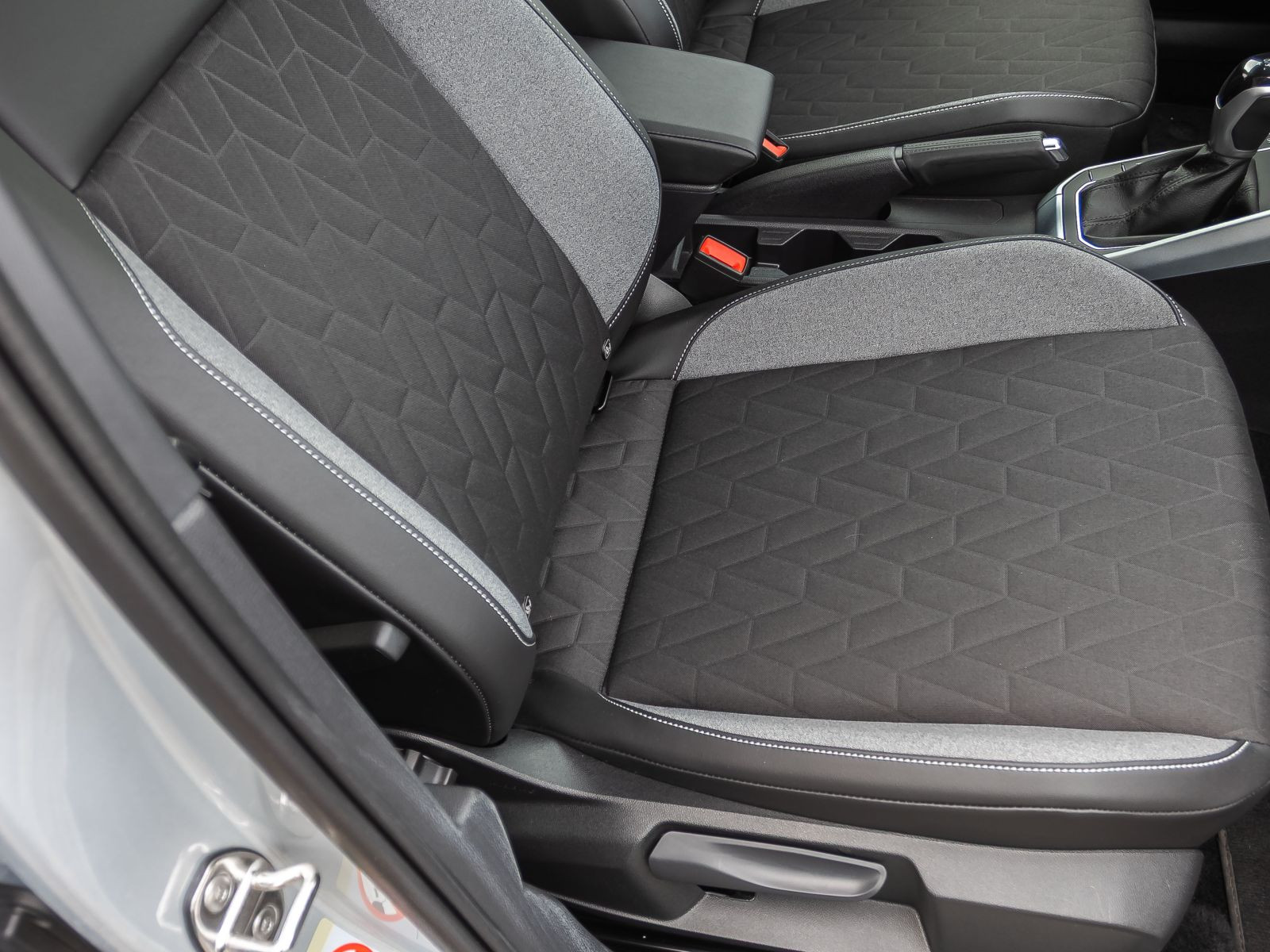 Volkswagen Taigo 1.0 TSI DSG Goal, Navi, LED, App-Connect, Klima, Sitzheizung