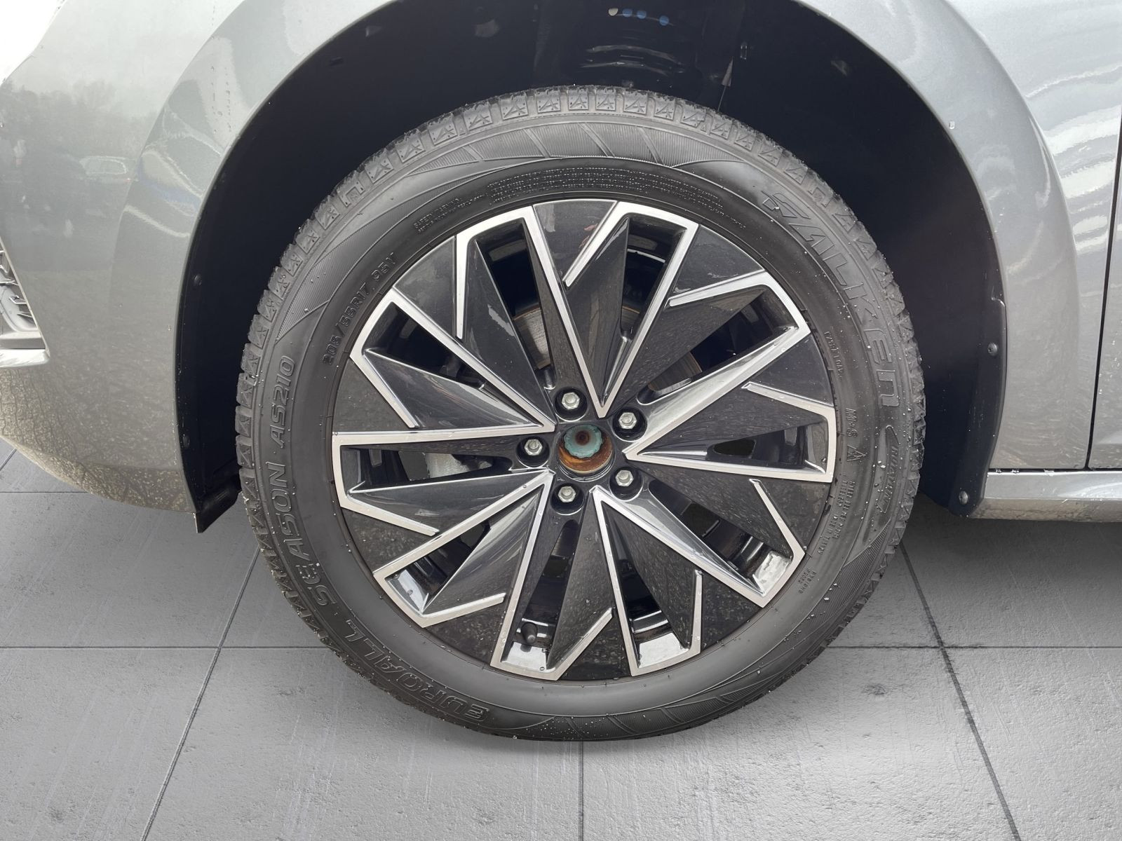 Skoda Kamiq Tour 1.0 TSI DSG Navi ACC LED EPH