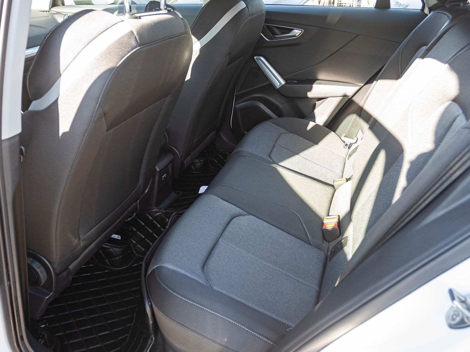 Audi Q2 Sport 35TFSI Stronic Navi LED EPH Sitzhzg