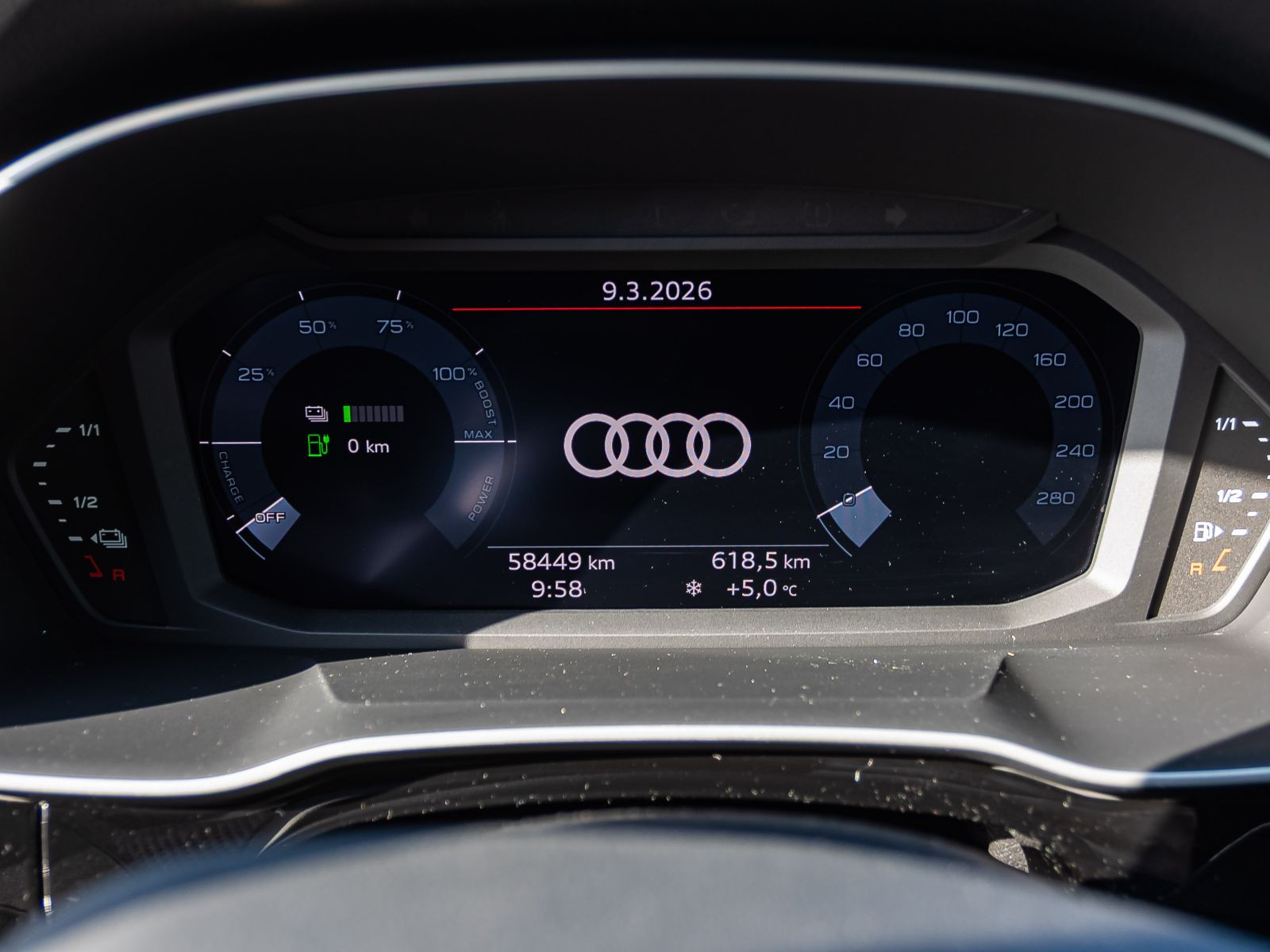 Audi Q3 S line 45TFSIe Stronic Navi LED ACC EPH