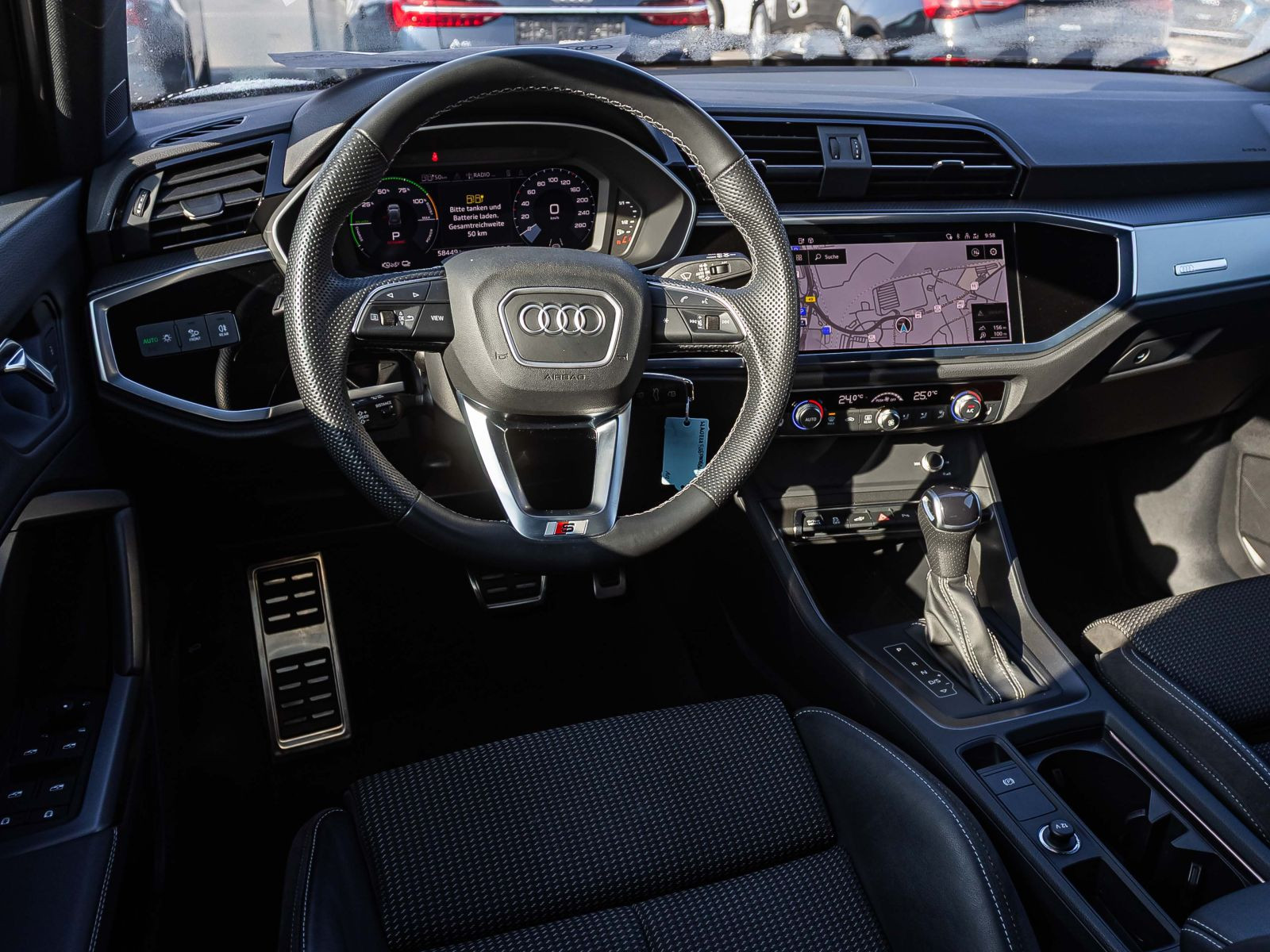 Audi Q3 S line 45TFSIe Stronic Navi LED ACC EPH