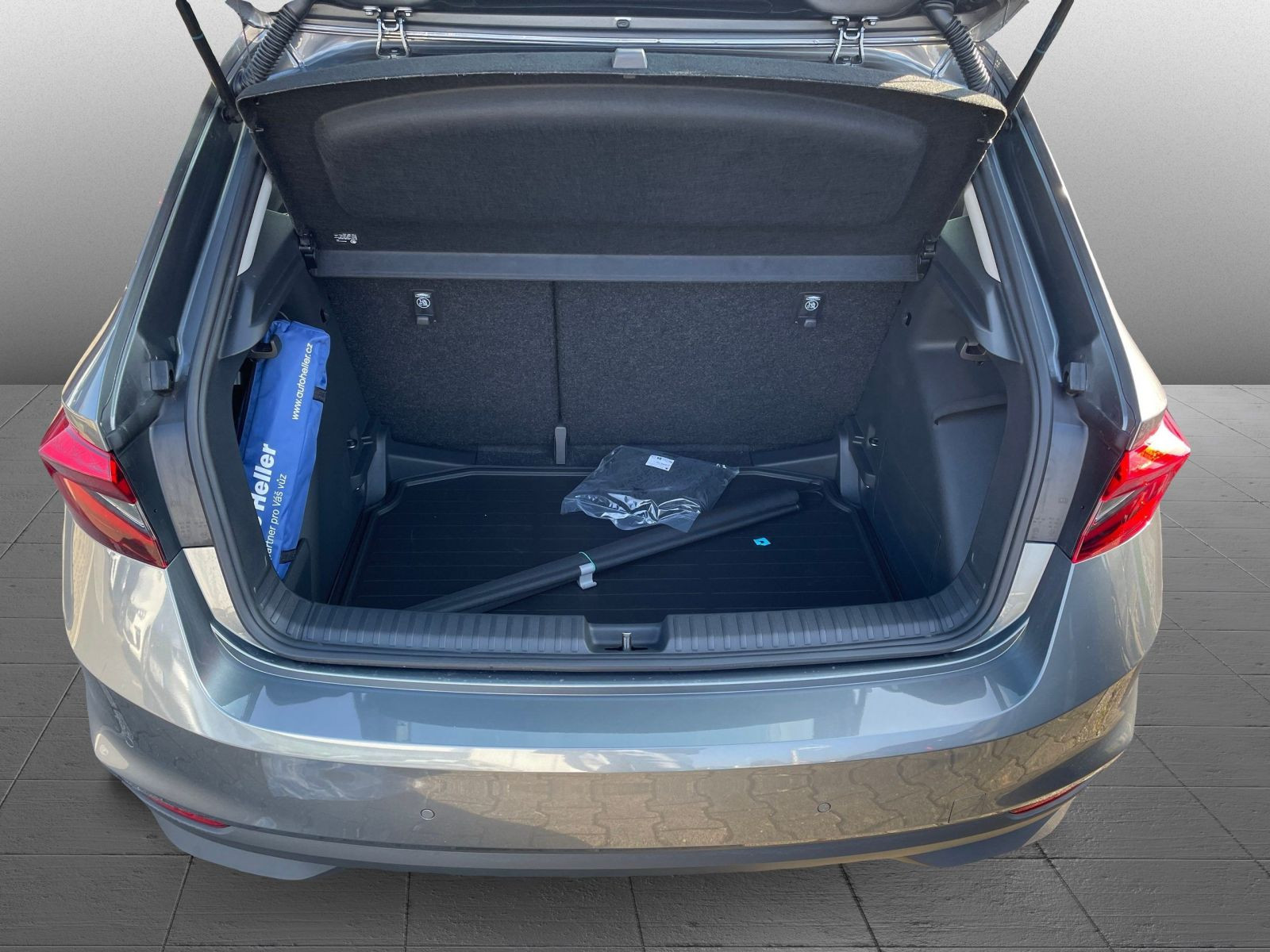 Skoda Fabia Selection 1.0MPI LED EPH GRA CarPlay