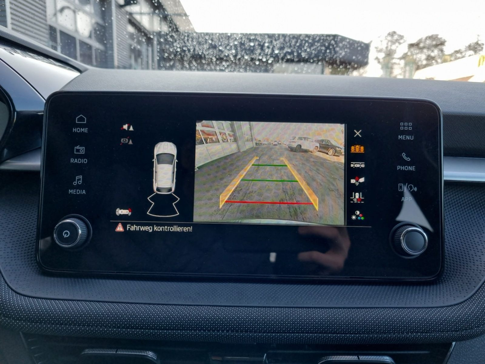 Skoda Fabia 130 Jahre 1.0 MPI GRA LED Klima Sitzhhzg