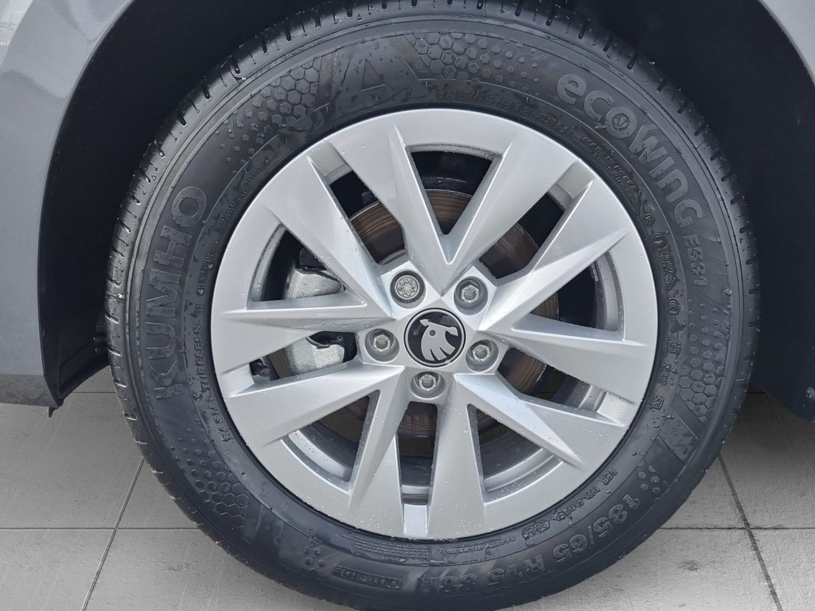 Skoda Fabia 130 Jahre 1.0 MPI GRA LED Klima Sitzhhzg