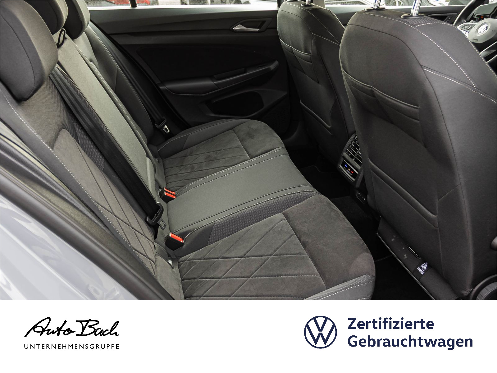 Volkswagen Golf VIII Style 1.4 eHybrid DSG Navi LED CarPlay ACC