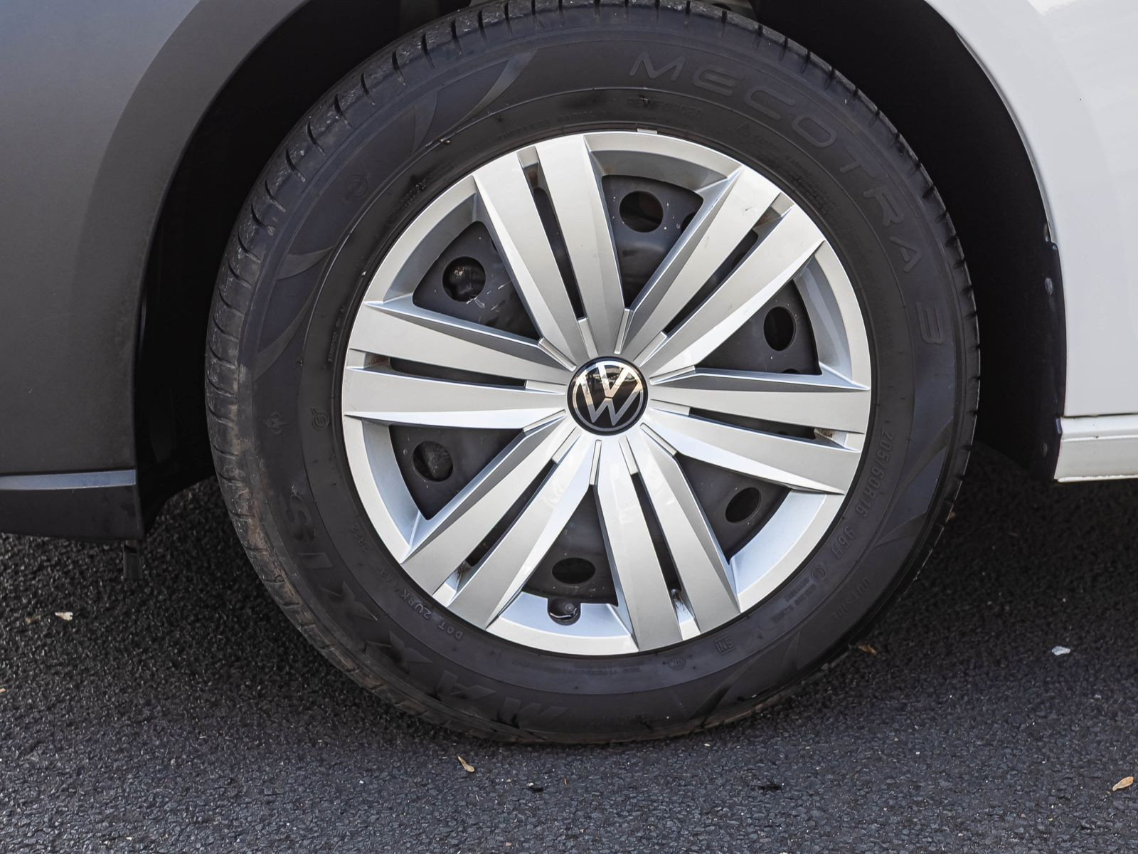 Volkswagen Caddy 2.0 TDI Basis, Rückfahrkamera, Parkpilot, Radio, Klima