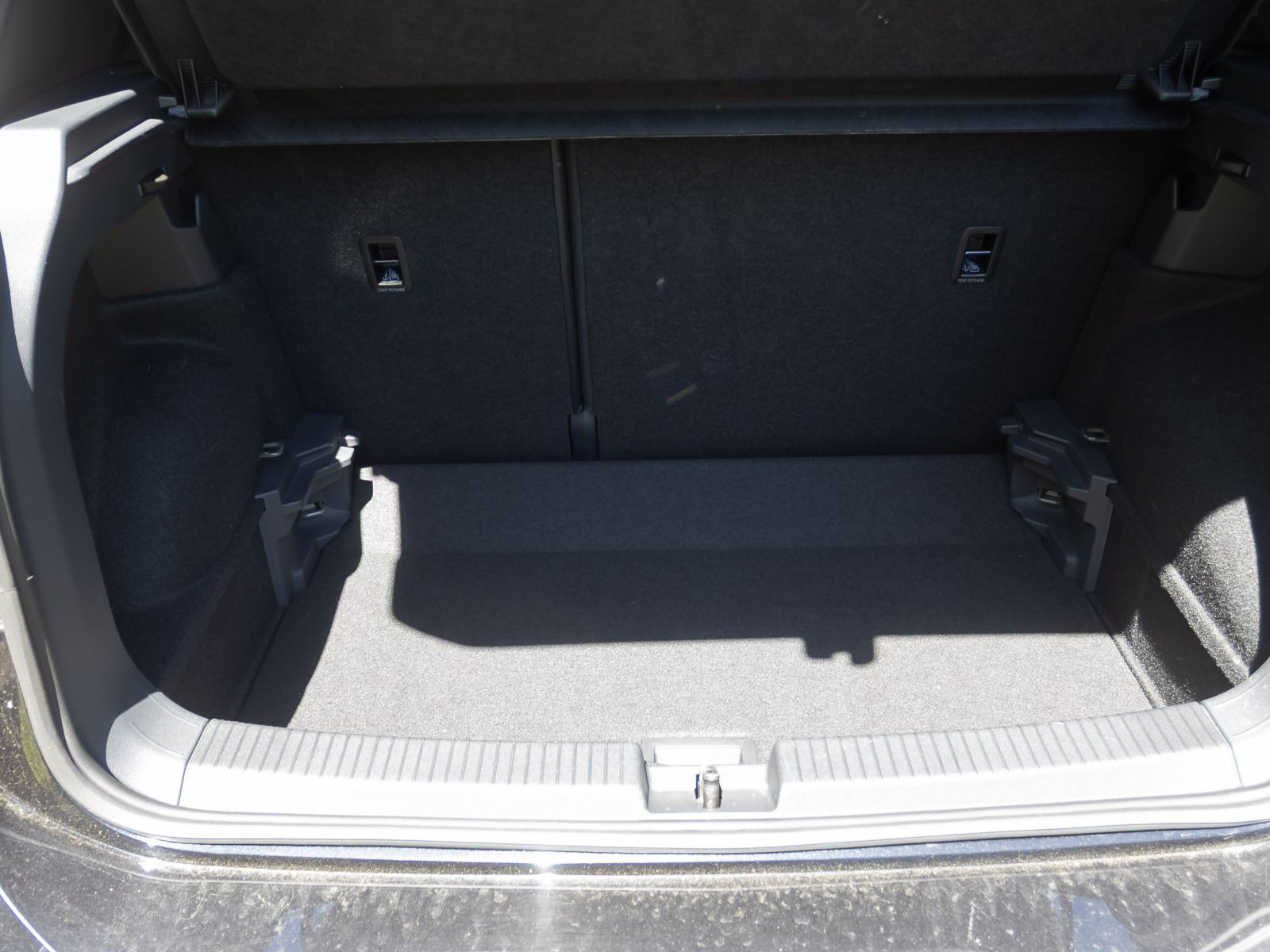 Volkswagen T-Cross Goal 1.0TSI DSG Navi LED CarPlay ACC AHK