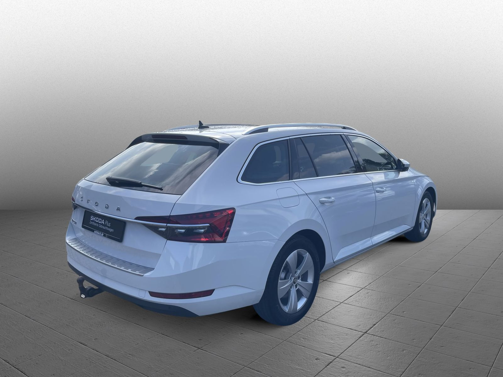 Skoda Superb Combi Style 2.0 TDI DSG Panorama GRA AHK