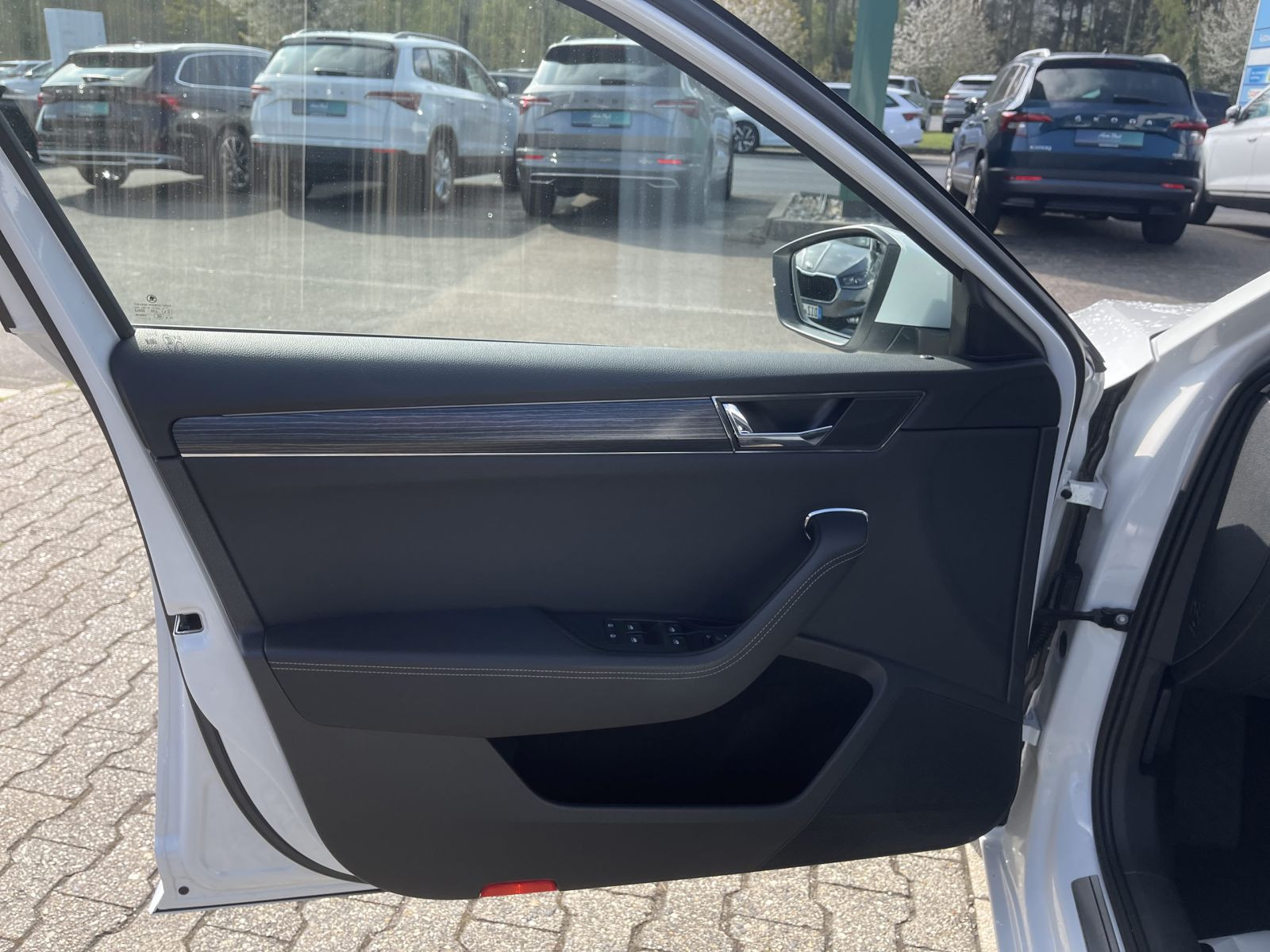 Skoda Superb Combi Style 2.0 TDI DSG Panorama GRA AHK