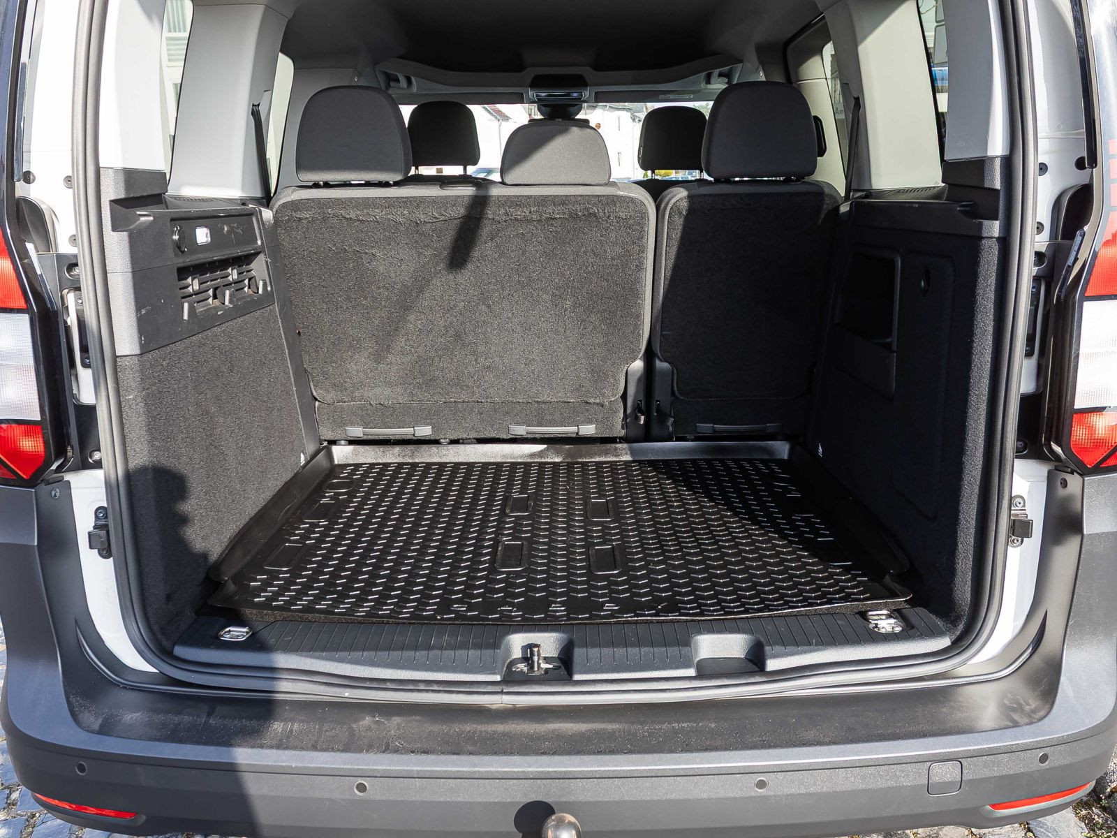 Volkswagen Caddy Kombi Basis 2.0TDI Klima GRA EPH DAB AHK