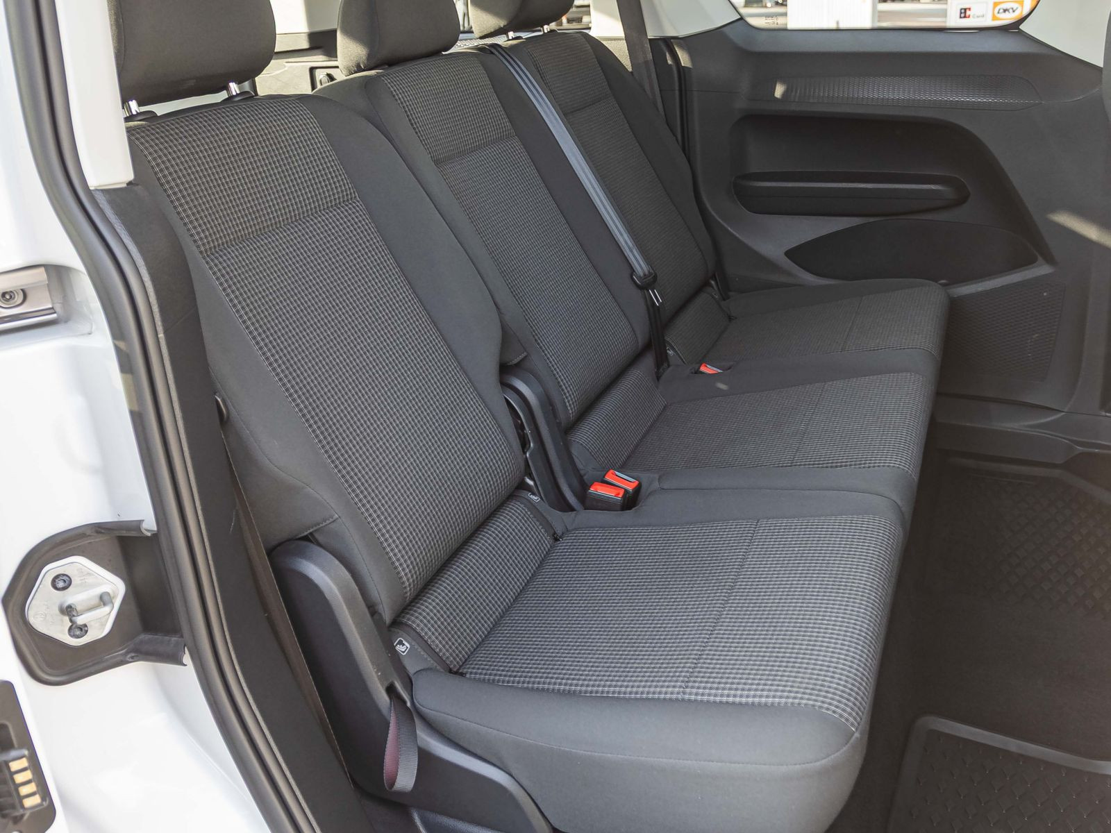 Volkswagen Caddy Kombi Basis 2.0TDI Klima GRA EPH DAB AHK