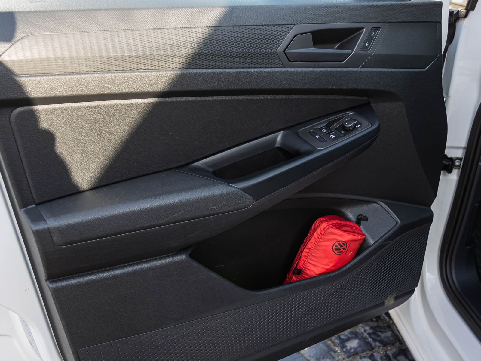 Volkswagen Caddy Kombi Basis 2.0TDI Klima GRA EPH DAB AHK