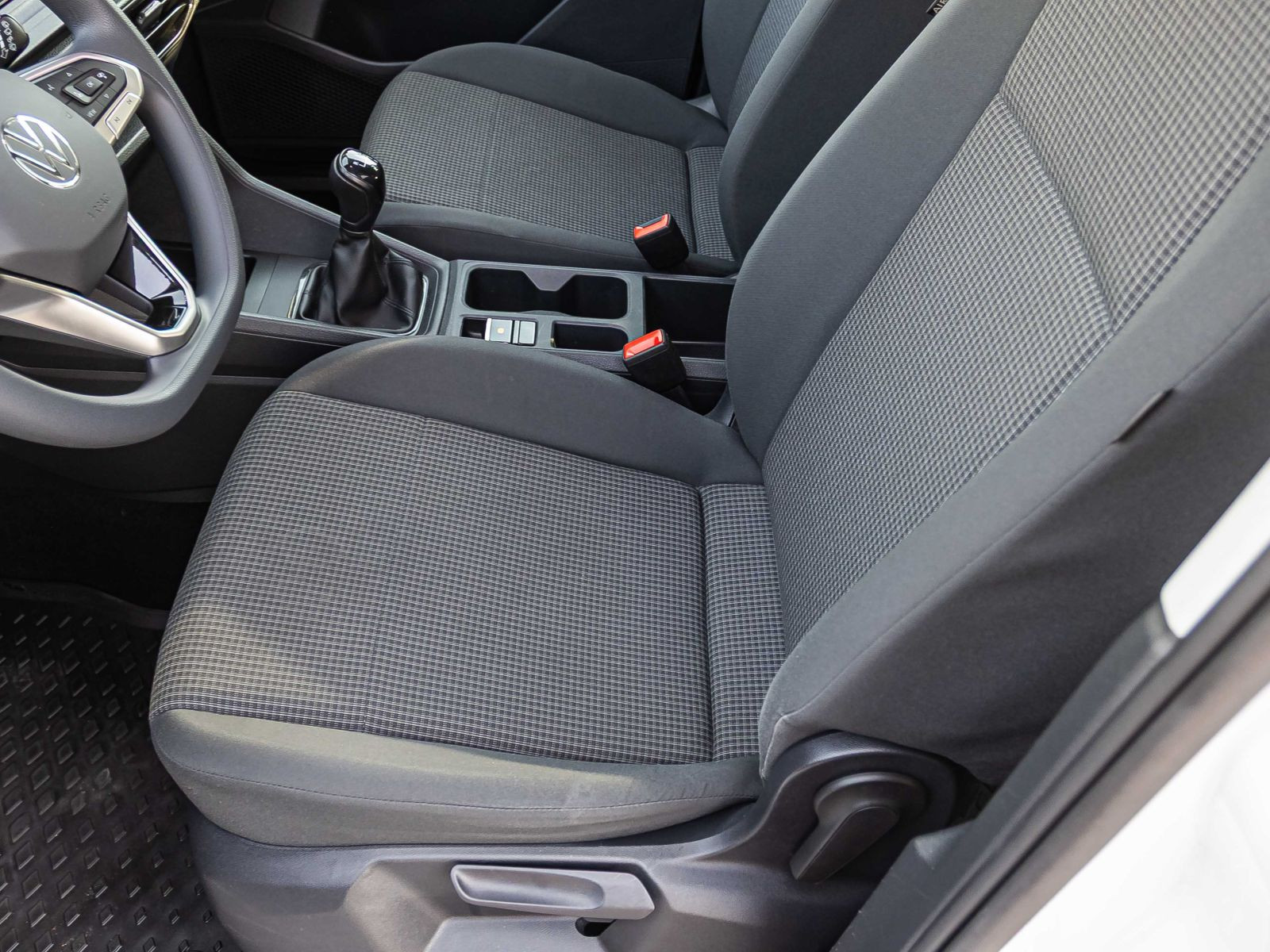 Volkswagen Caddy Kombi Basis 2.0TDI Klima GRA EPH DAB AHK