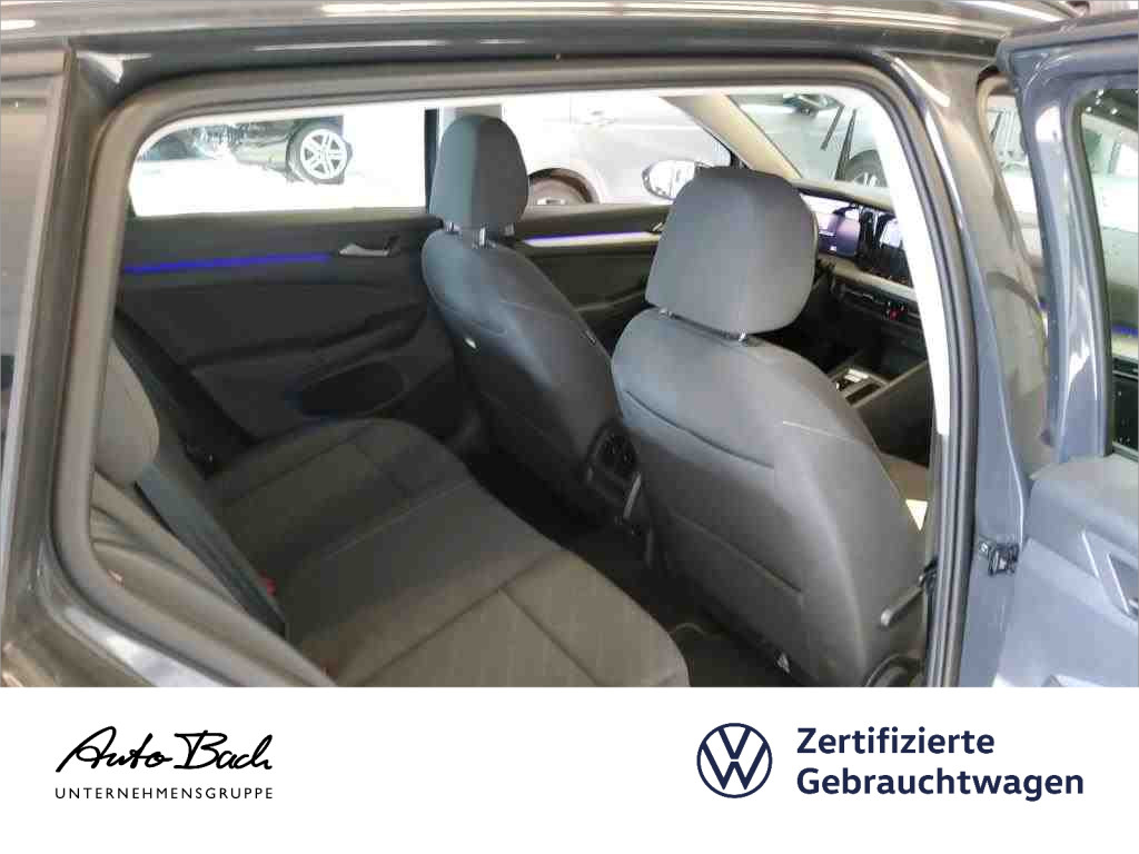 Volkswagen Golf VIII Variant 1.5 TSI DSG Life, Navi, LED, Rückfahrkamera, App-Connect