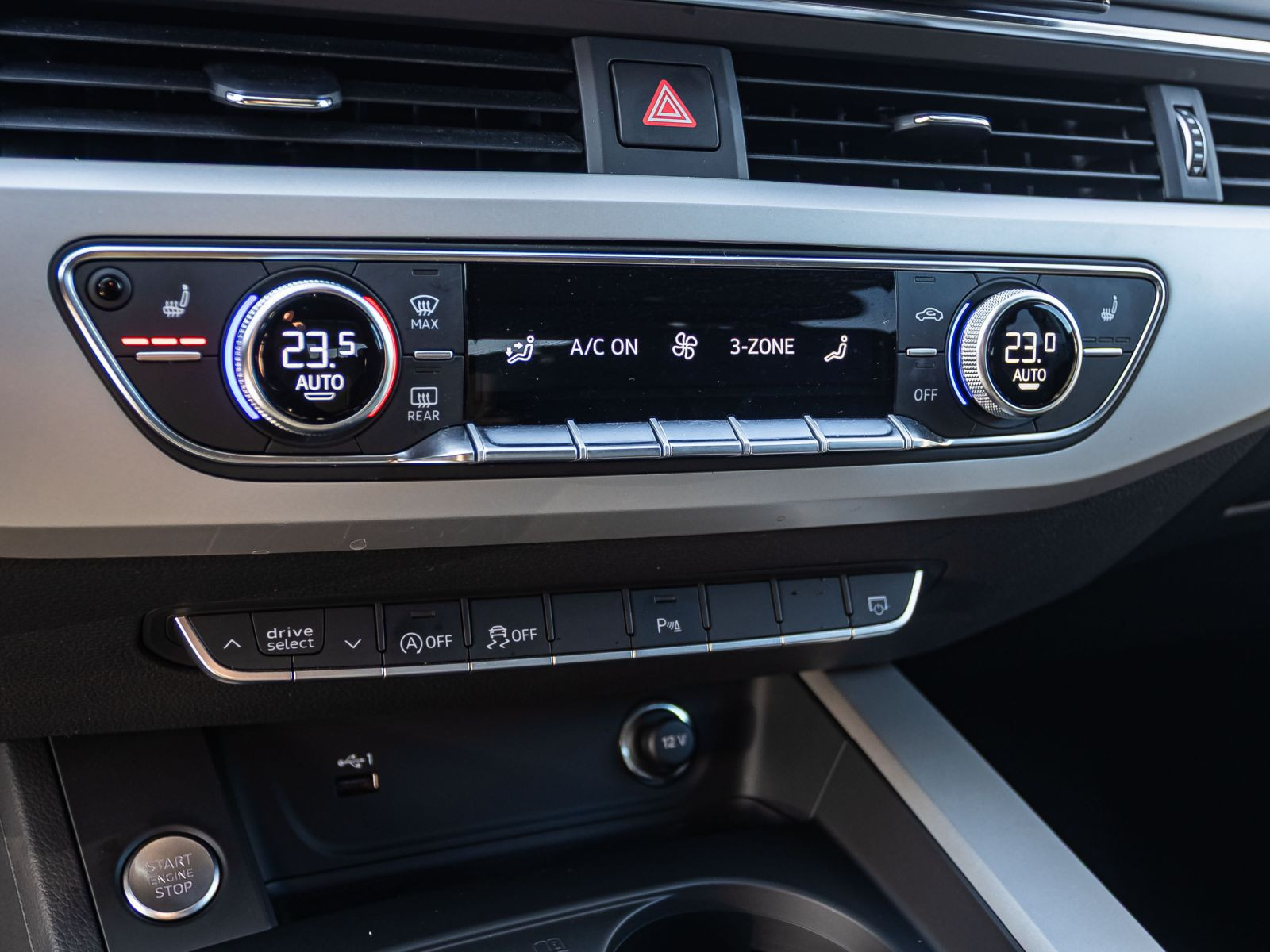 Audi A4 Avant Advanced 40TDI qu Stronic Navi LED GRA EPH