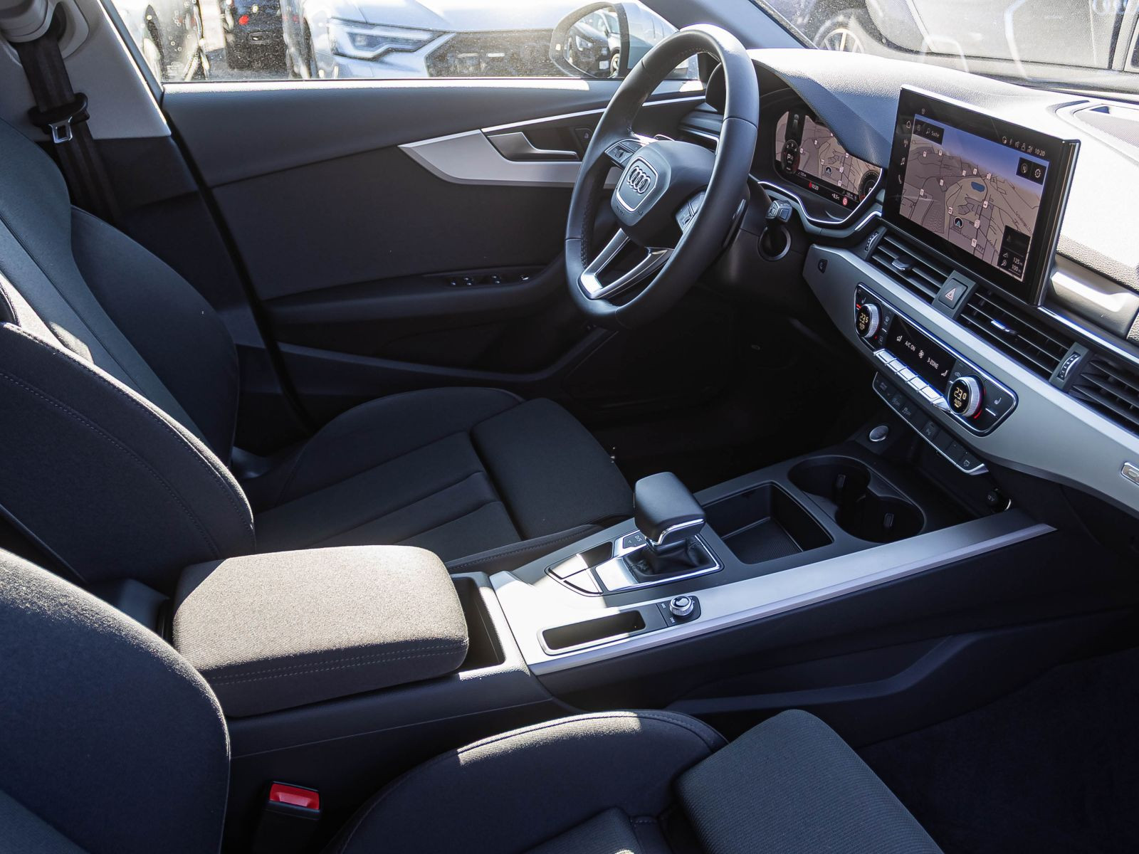 Audi A4 Avant Advanced 40TDI qu Stronic Navi LED GRA EPH