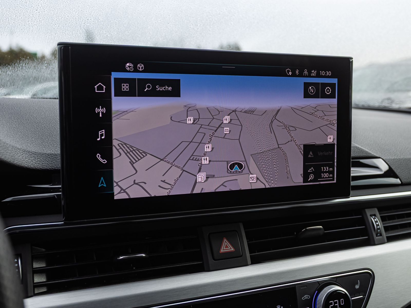 Audi A4 Avant S line 40TFSI qu Stronic Navi LED GRA AHK