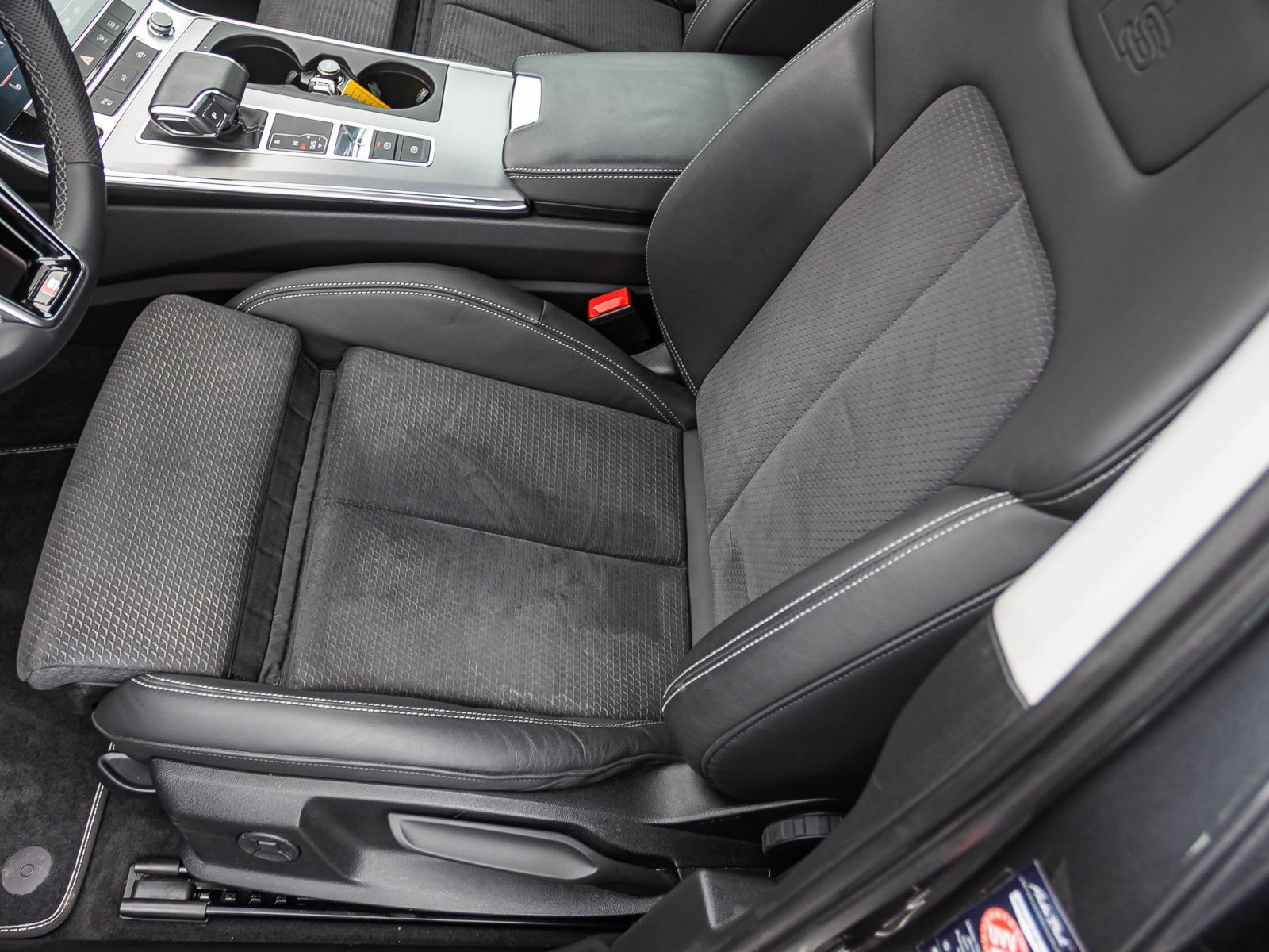 Audi A6 Avant S line TFSIe Navi Matrix Standklima ACC AHK