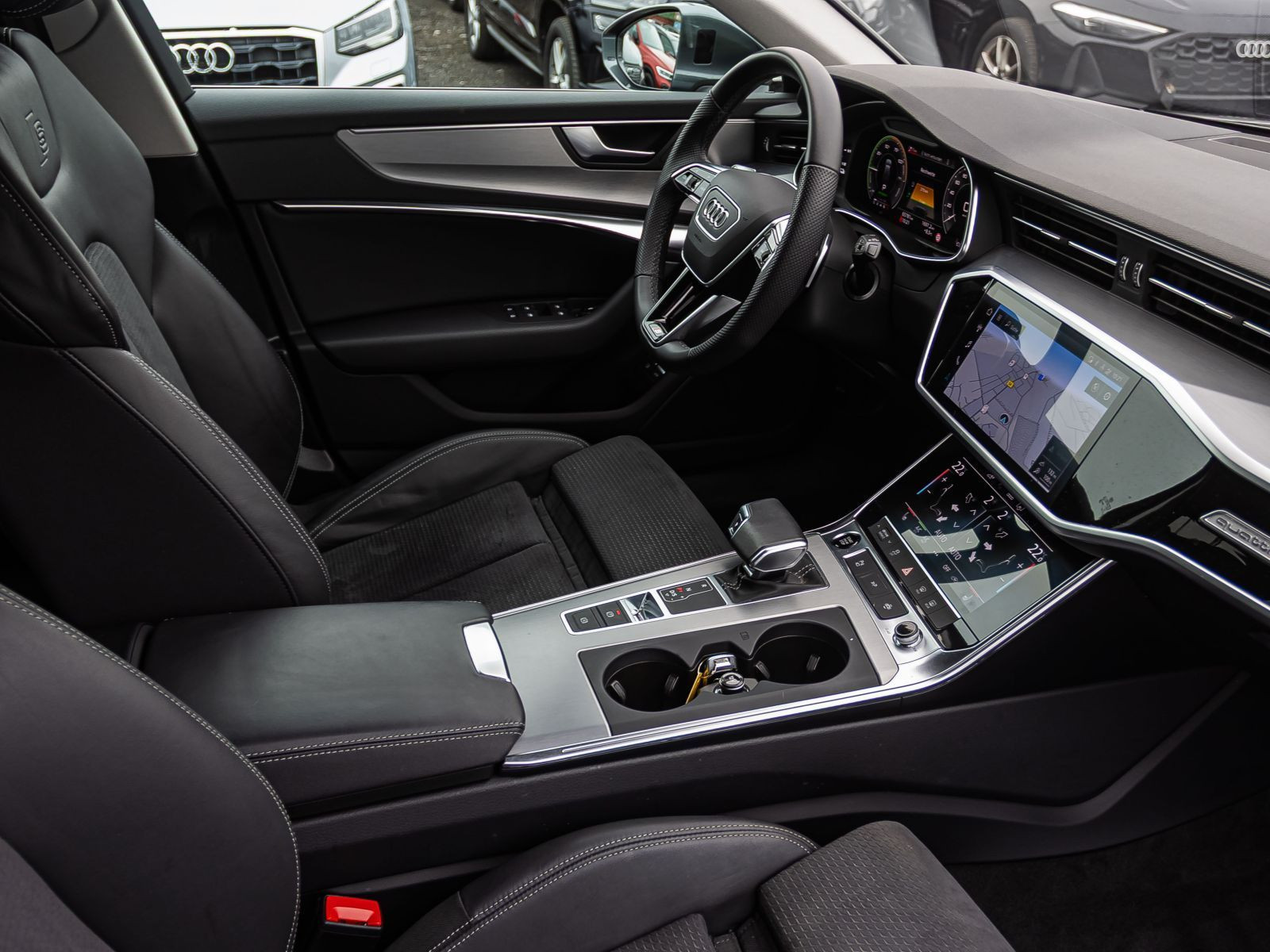 Audi A6 Avant S line TFSIe Navi Matrix Standklima ACC AHK