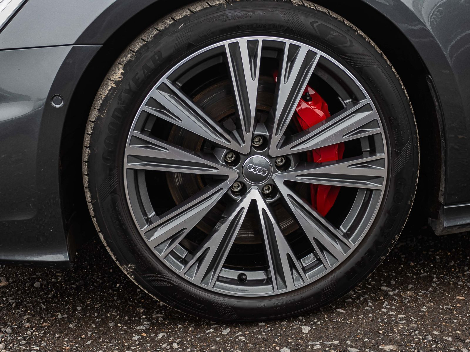 Audi A6 Avant S line TFSIe Navi Matrix Standklima ACC AHK