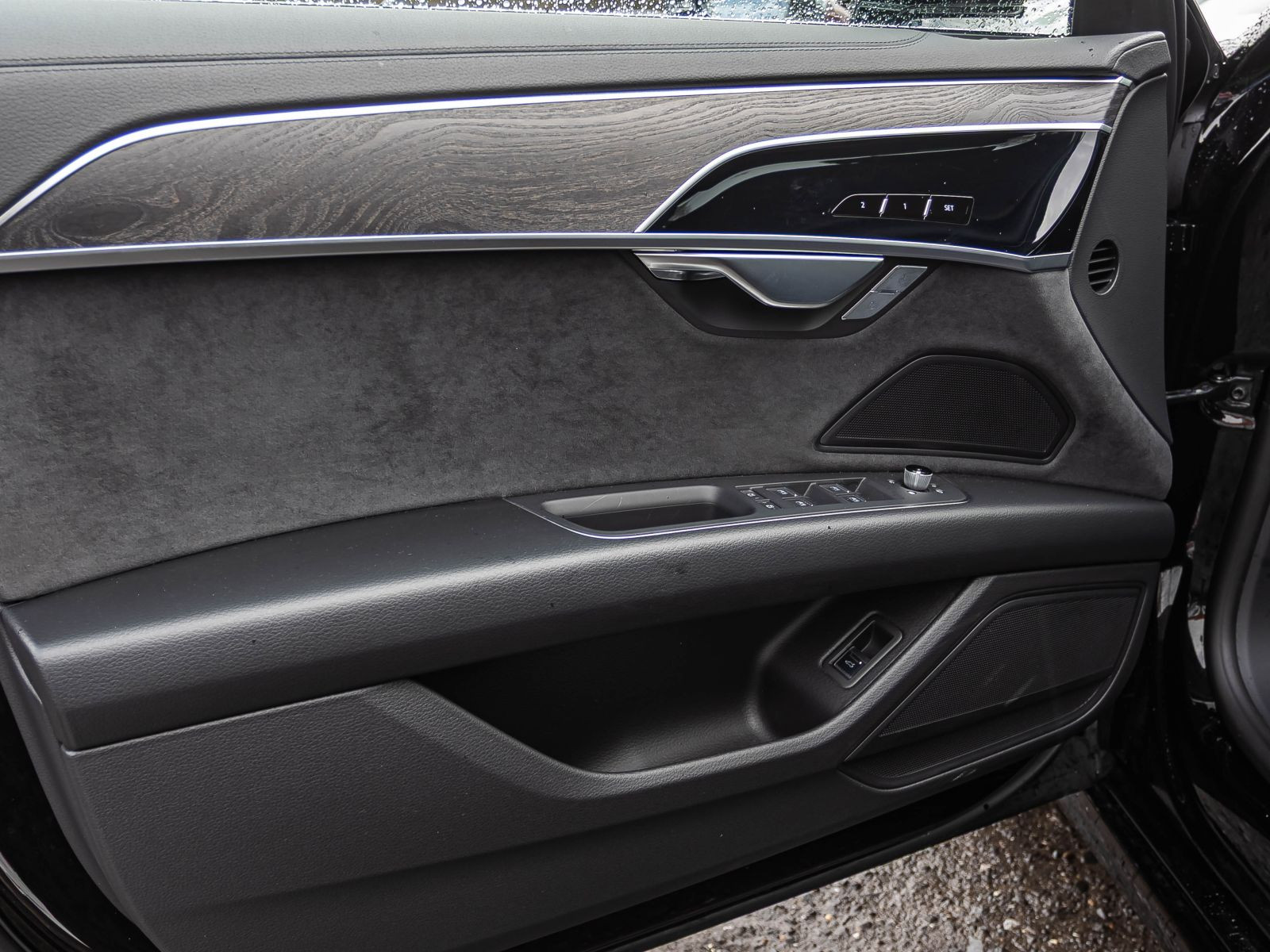 Audi A8 50TDI qu Navi Matrix HuD DCC Luftfederung