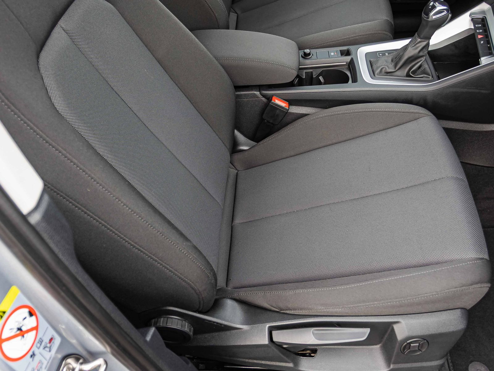 Audi Q3 advanced 35TDI Stronic Navi LED GRA EPH CarPlay