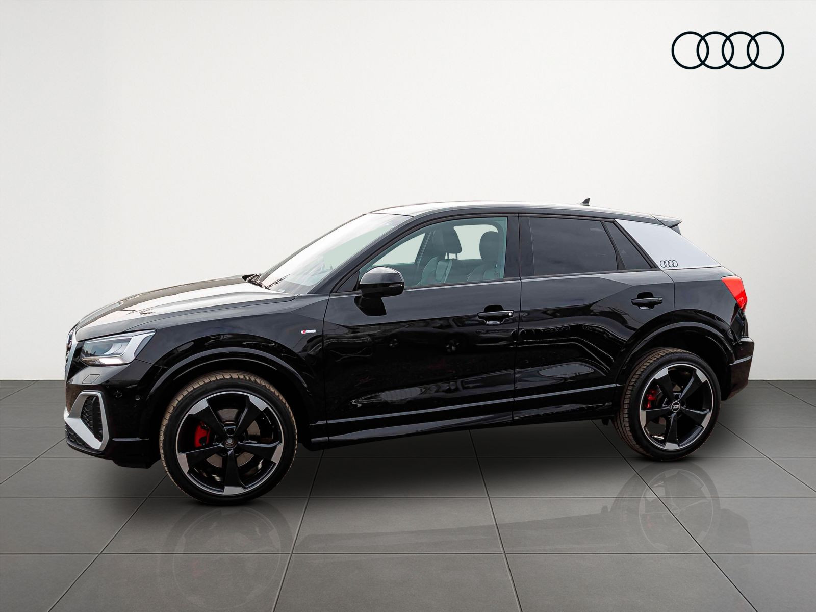 Audi Q2 S line 40TFSI qu Navi LED Standhzg Panorama