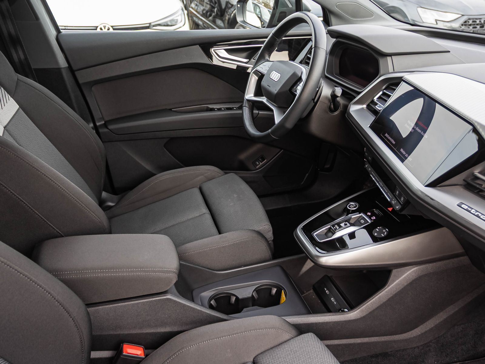 Audi Q4 e-tron S line 40 Navi LED Standklima ACC AHK