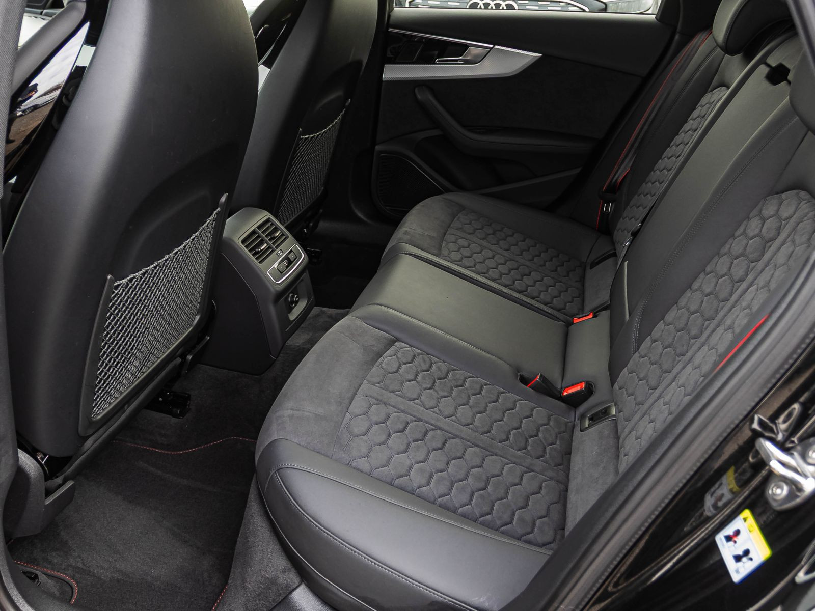 Audi RS 4 Avant competition Navi Matrix HuD B&O CarPlay ACC AHK