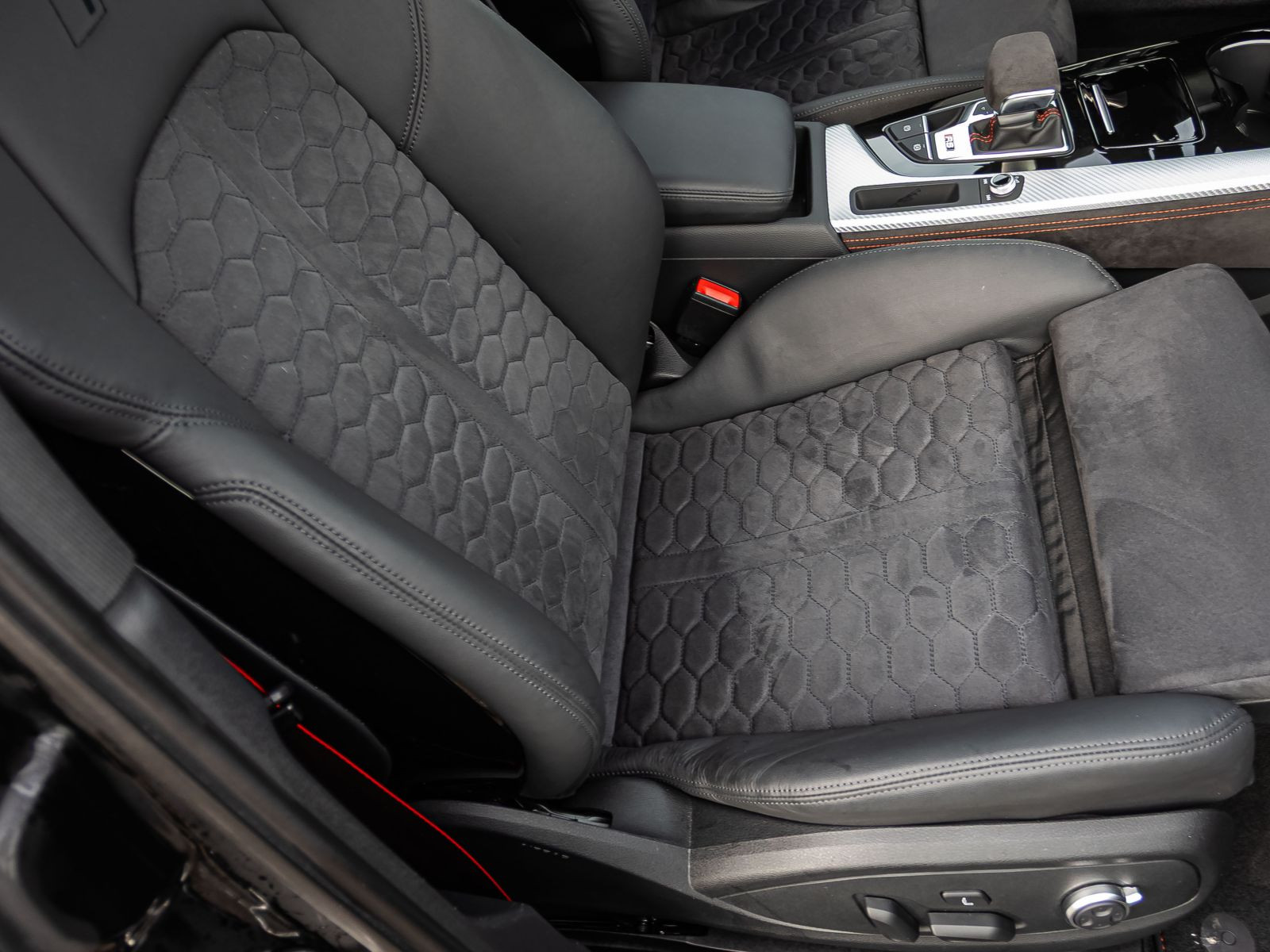 Audi RS 4 Avant competition Navi Matrix HuD B&O CarPlay ACC AHK