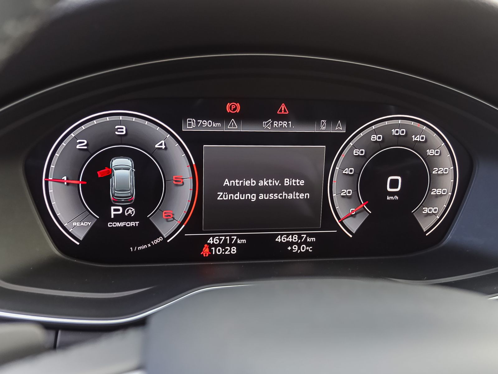 Audi A4 Avant S line 40TDI Navi Matrix Panorama ACC AHK