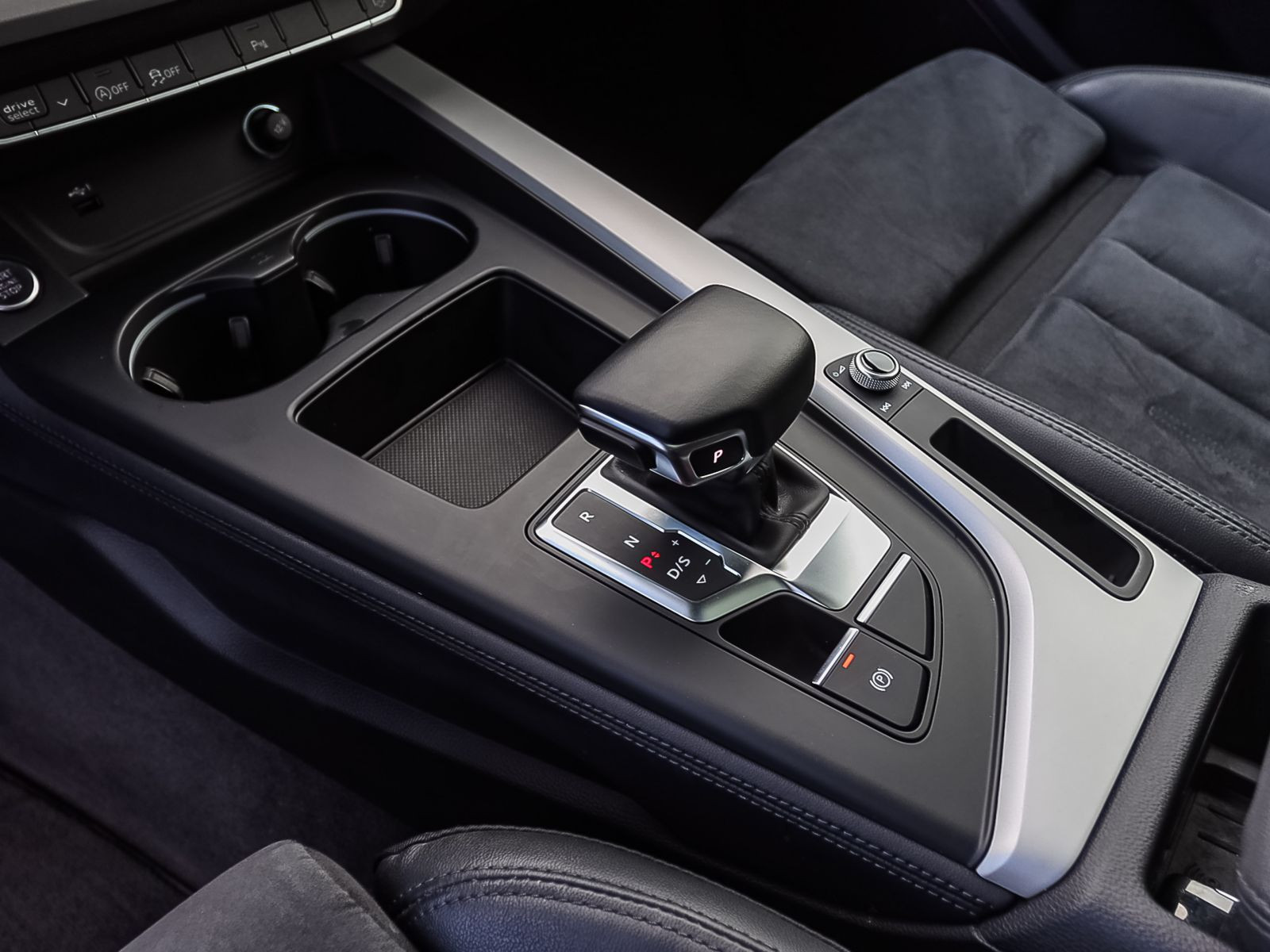 Audi A4 Avant S line 40TDI Navi Matrix Panorama ACC AHK