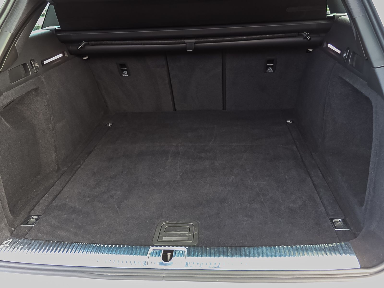 Audi A4 Avant S line 40TDI Navi Matrix Panorama ACC AHK