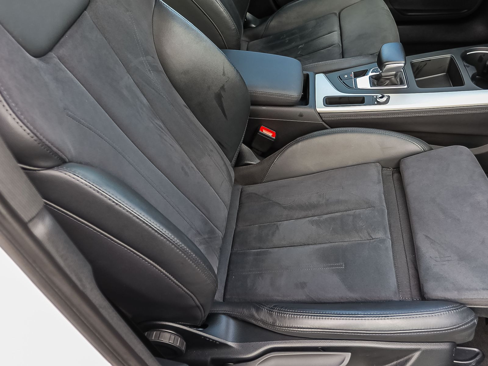 Audi A4 Avant S line 40TDI Navi Matrix Panorama ACC AHK