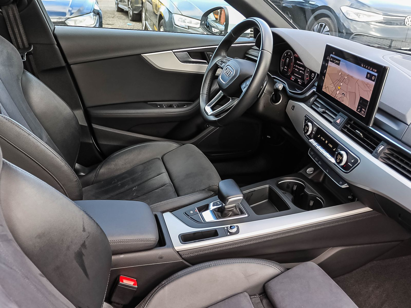 Audi A4 Avant S line 40TDI Navi Matrix Panorama ACC AHK